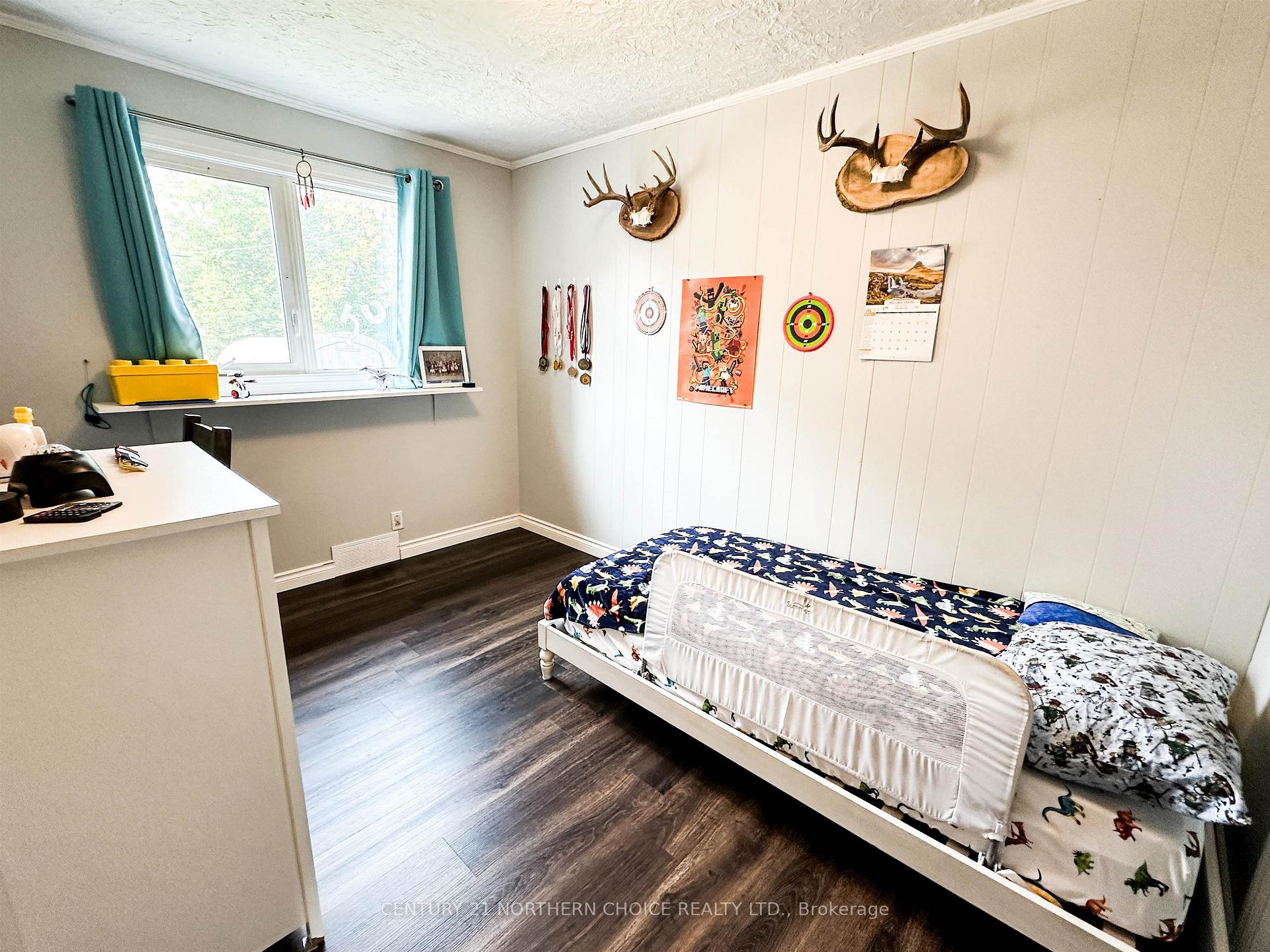 Photo 8 of 22 William Street, Red Lake — HOMEH