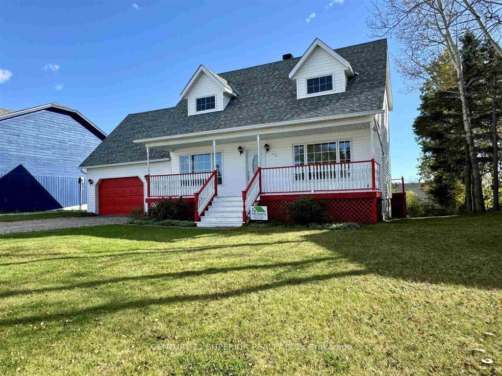 Photo 1 of 34 Laverendrye Cres, Marathon — HOMEH
