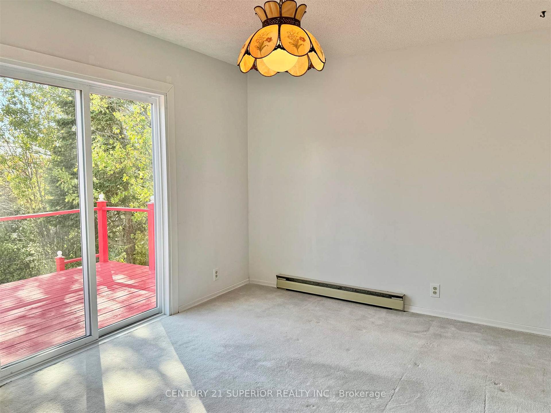 Photo 10 of 34 Laverendrye Cres, Marathon — HOMEH