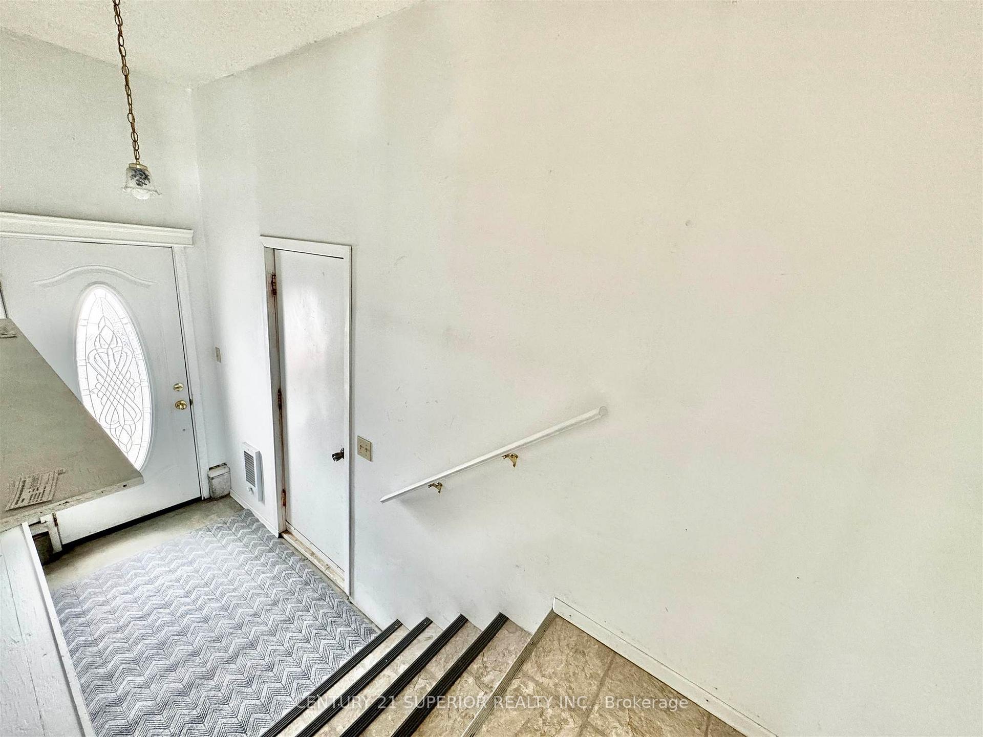 Photo 33 of 34 Laverendrye Cres, Marathon — HOMEH