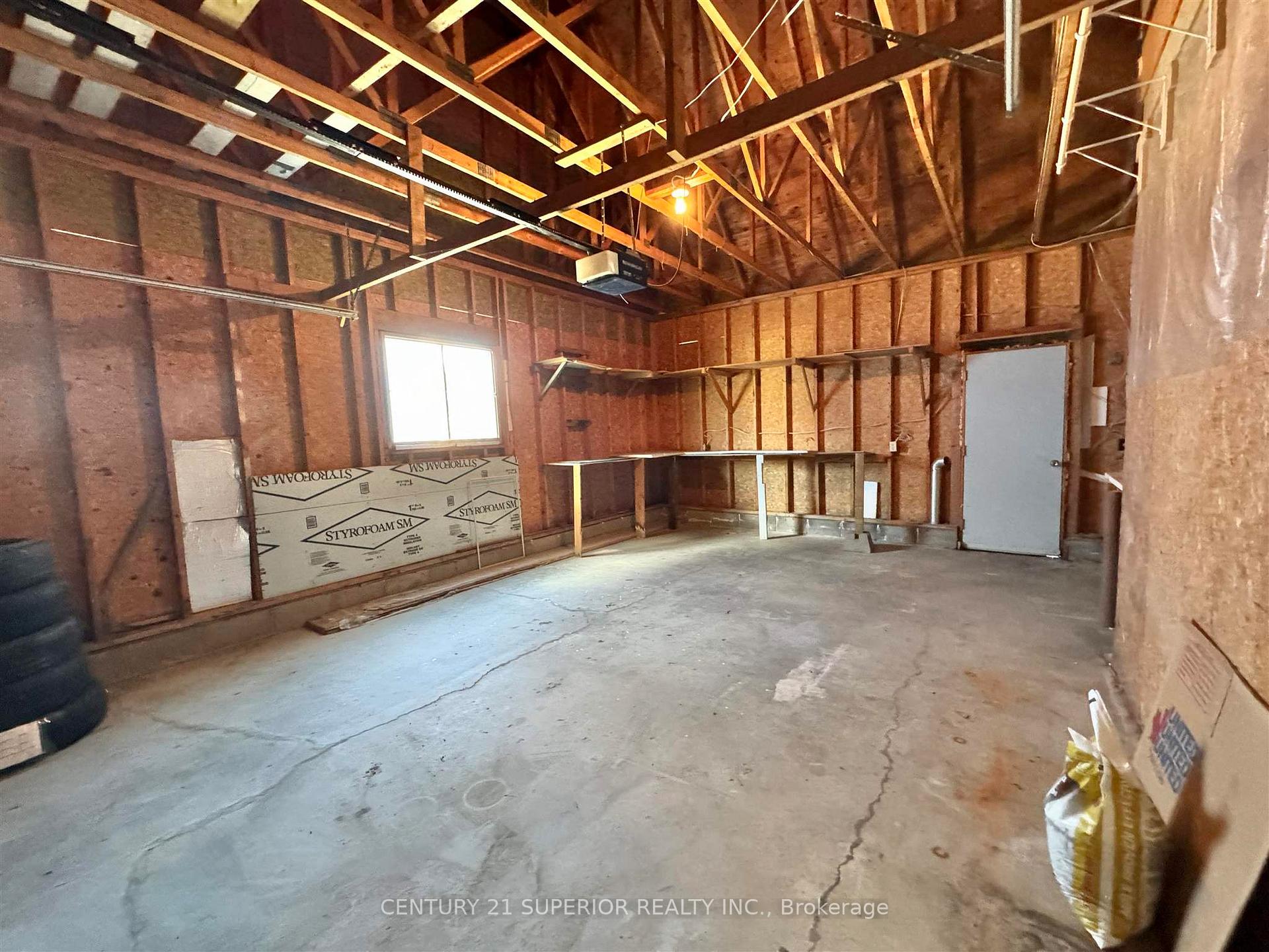 Photo 45 of 34 Laverendrye Cres, Marathon — HOMEH