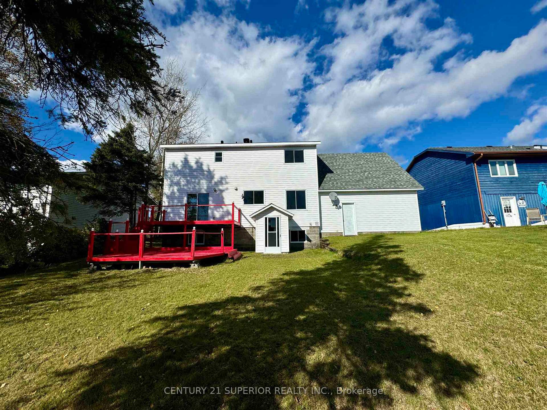 Photo 49 of 34 Laverendrye Cres, Marathon — HOMEH