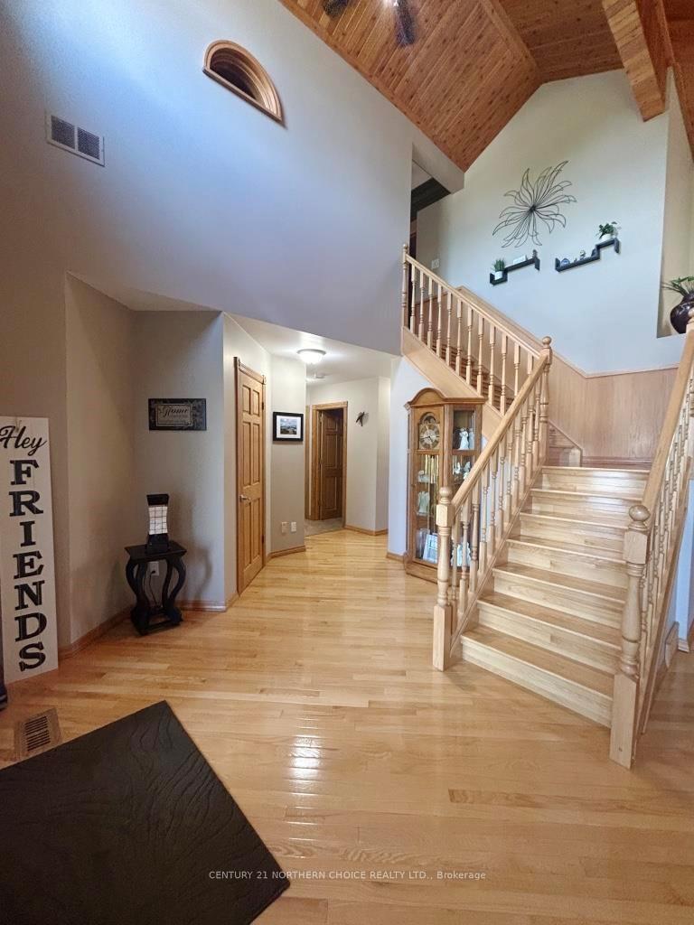 Photo 16 of 1712 Lyndy PL N, Fort Frances — HOMEH