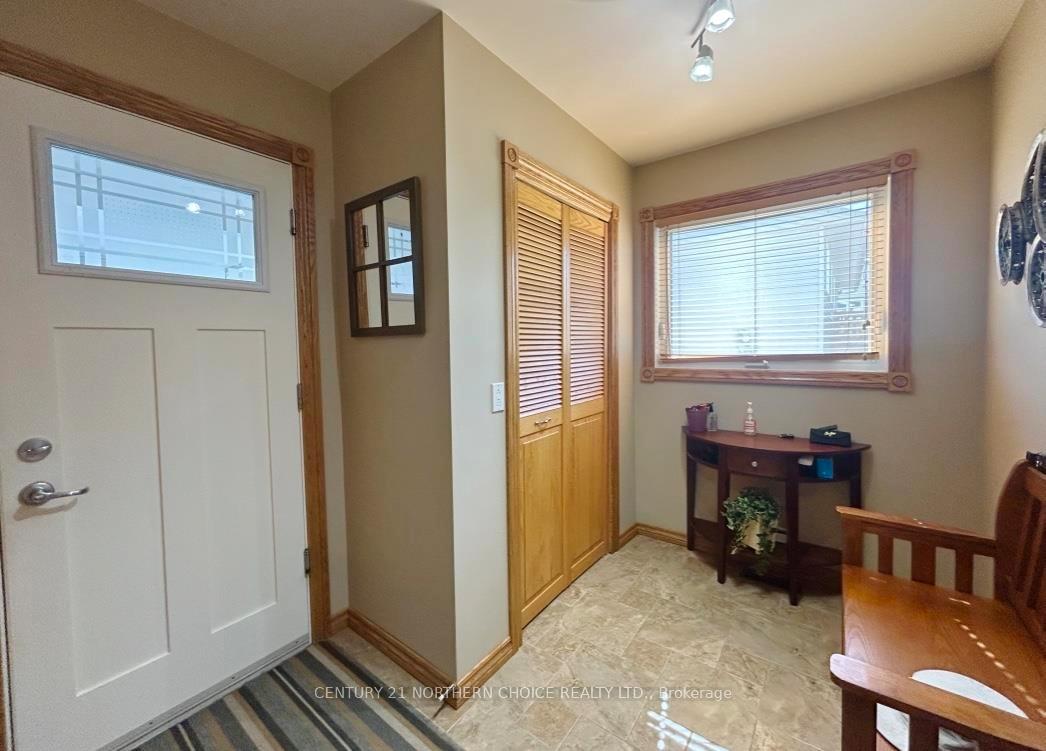 Photo 18 of 1712 Lyndy PL N, Fort Frances — HOMEH