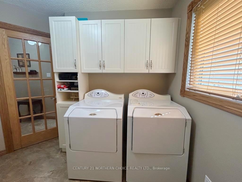 Photo 20 of 1712 Lyndy PL N, Fort Frances — HOMEH