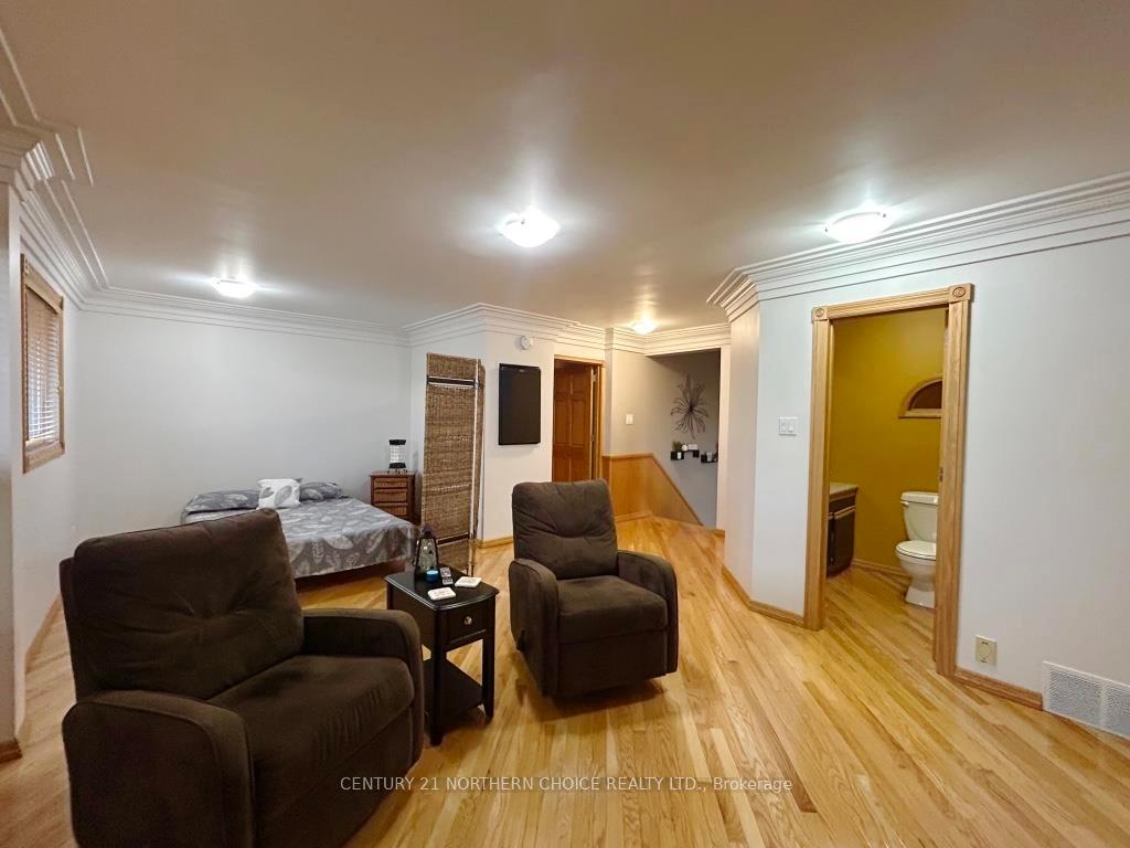 Photo 27 of 1712 Lyndy PL N, Fort Frances — HOMEH