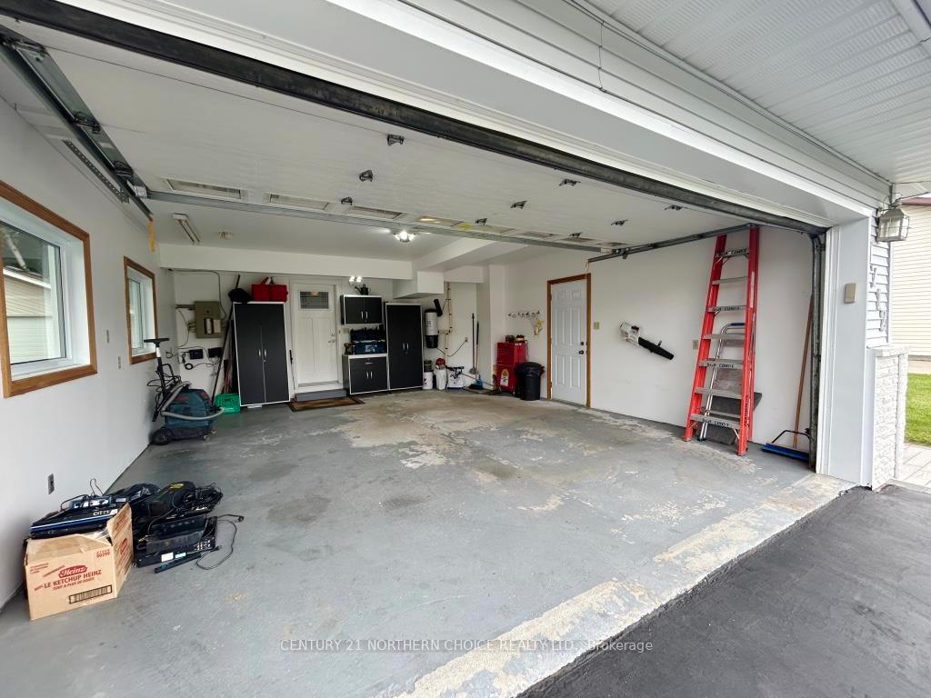 Photo 36 of 1712 Lyndy PL N, Fort Frances — HOMEH