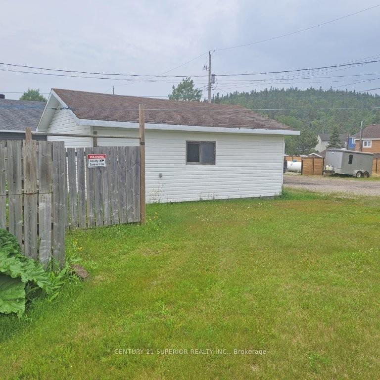 Photo 41 of 2 Howe Street, Marathon — HOMEH