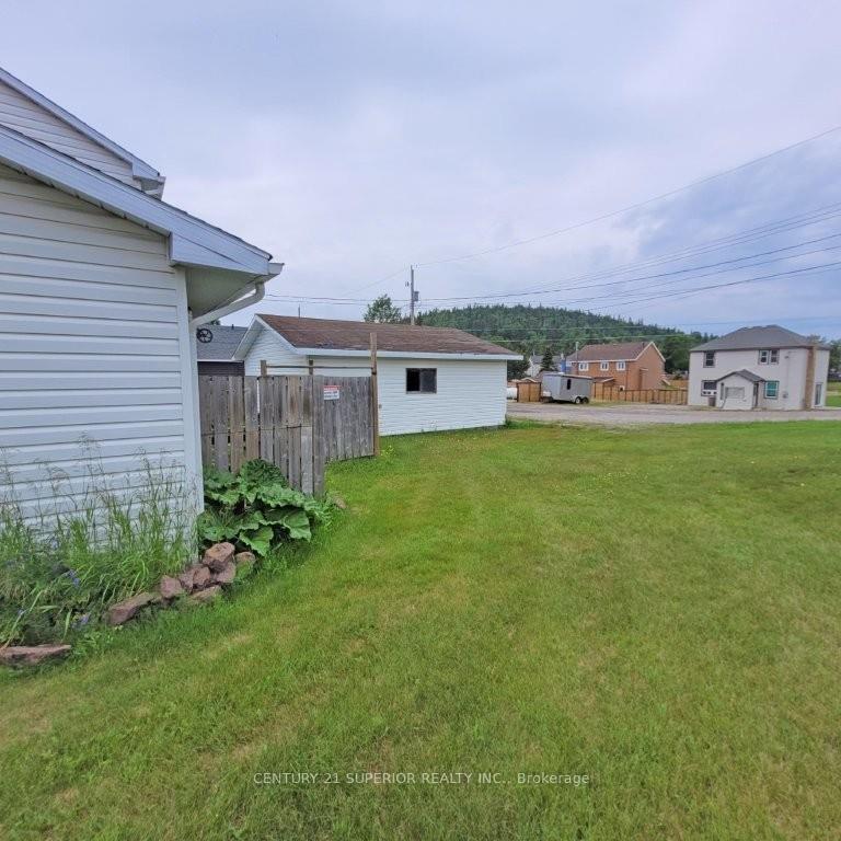 Photo 46 of 2 Howe Street, Marathon — HOMEH