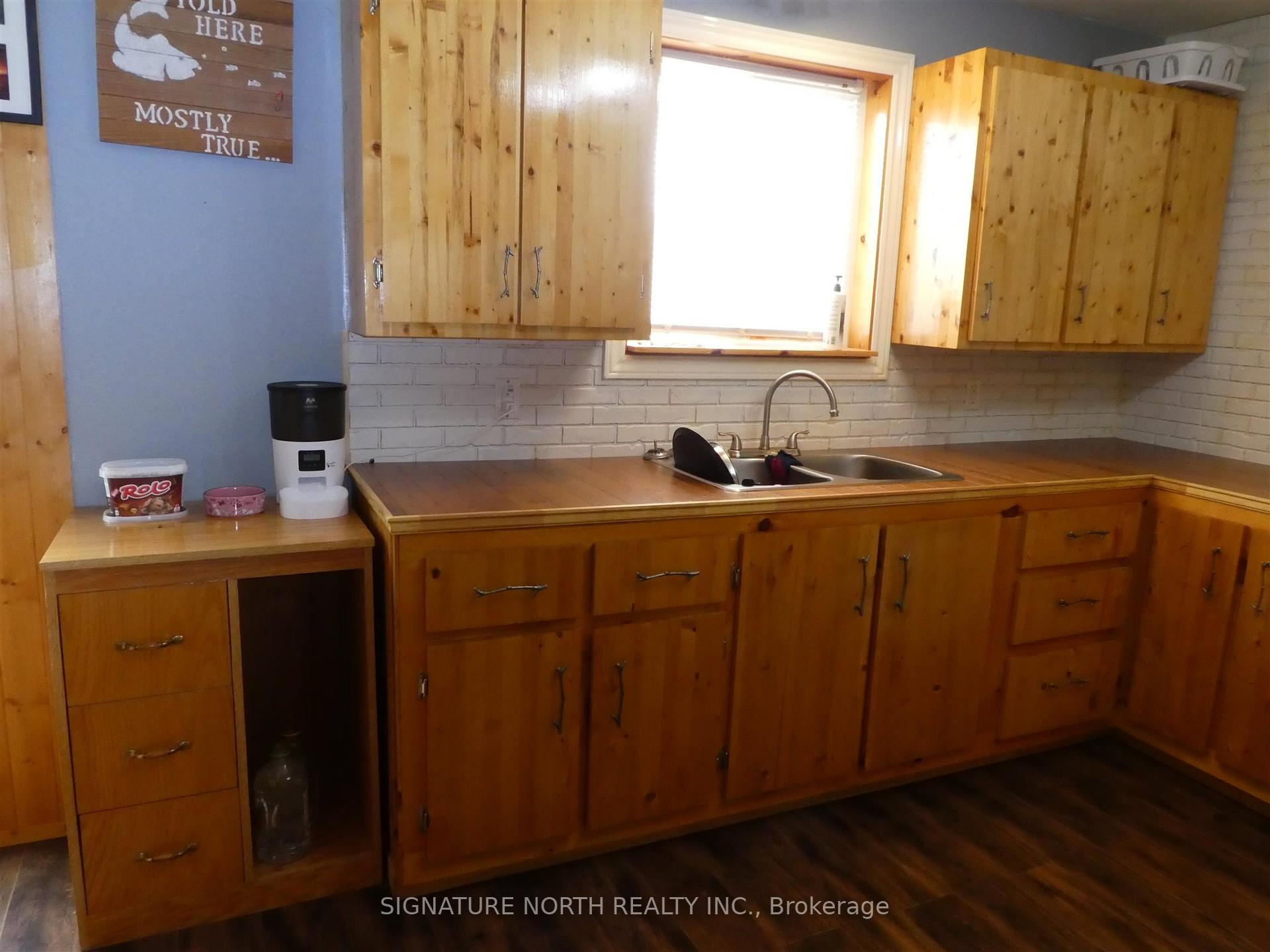 Photo 7 of 300 Second Avenue SW, Greenstone — HOMEH