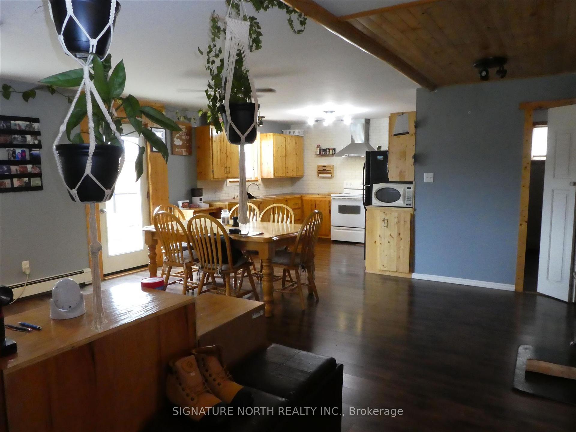 Photo 9 of 300 Second Avenue SW, Greenstone — HOMEH