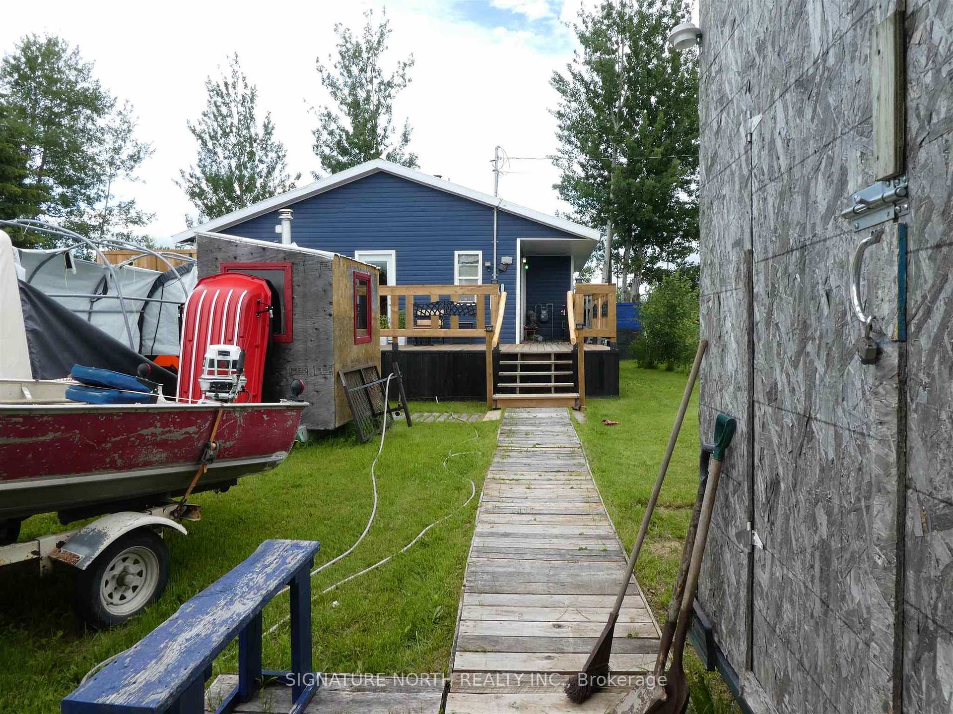 Photo 23 of 300 Second Avenue SW, Greenstone — HOMEH