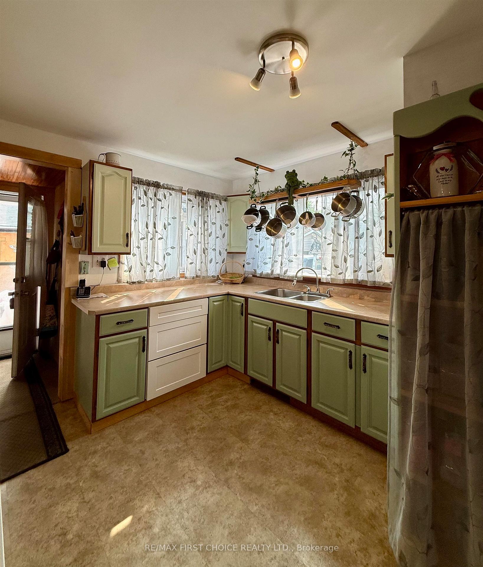 Photo 8 of 56 Timmins Street, Red Rock — HOMEH