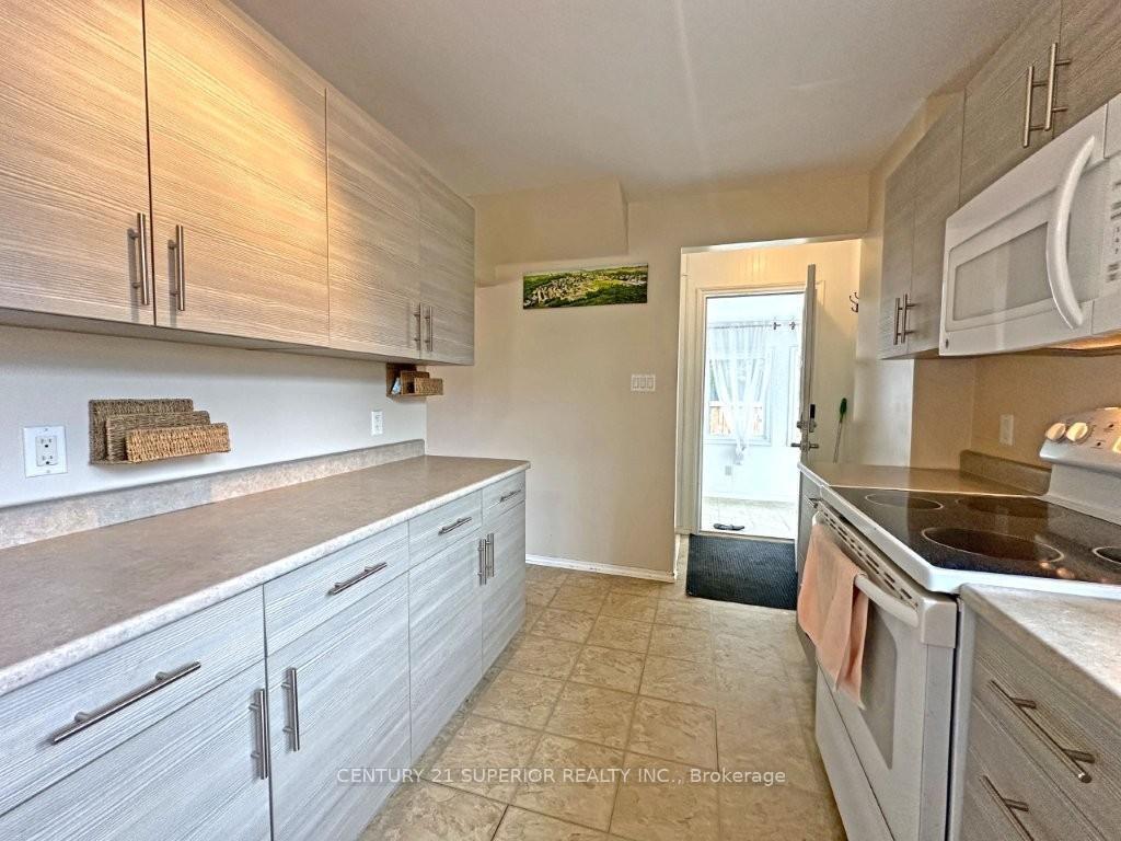Photo 15 of 62 Brompton Road, Red Rock — HOMEH