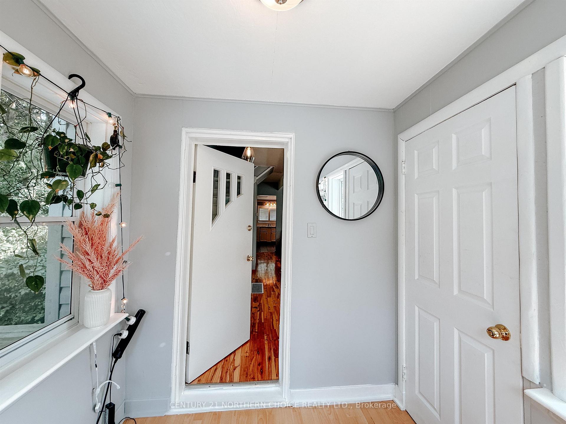 Photo 11 of 521 Bay Street, Kenora, Keewatin — HOMEH