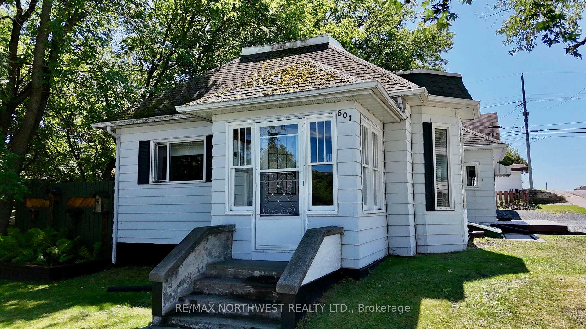 Photo 15 of 601 First Street S, Kenora, Central — HOMEH