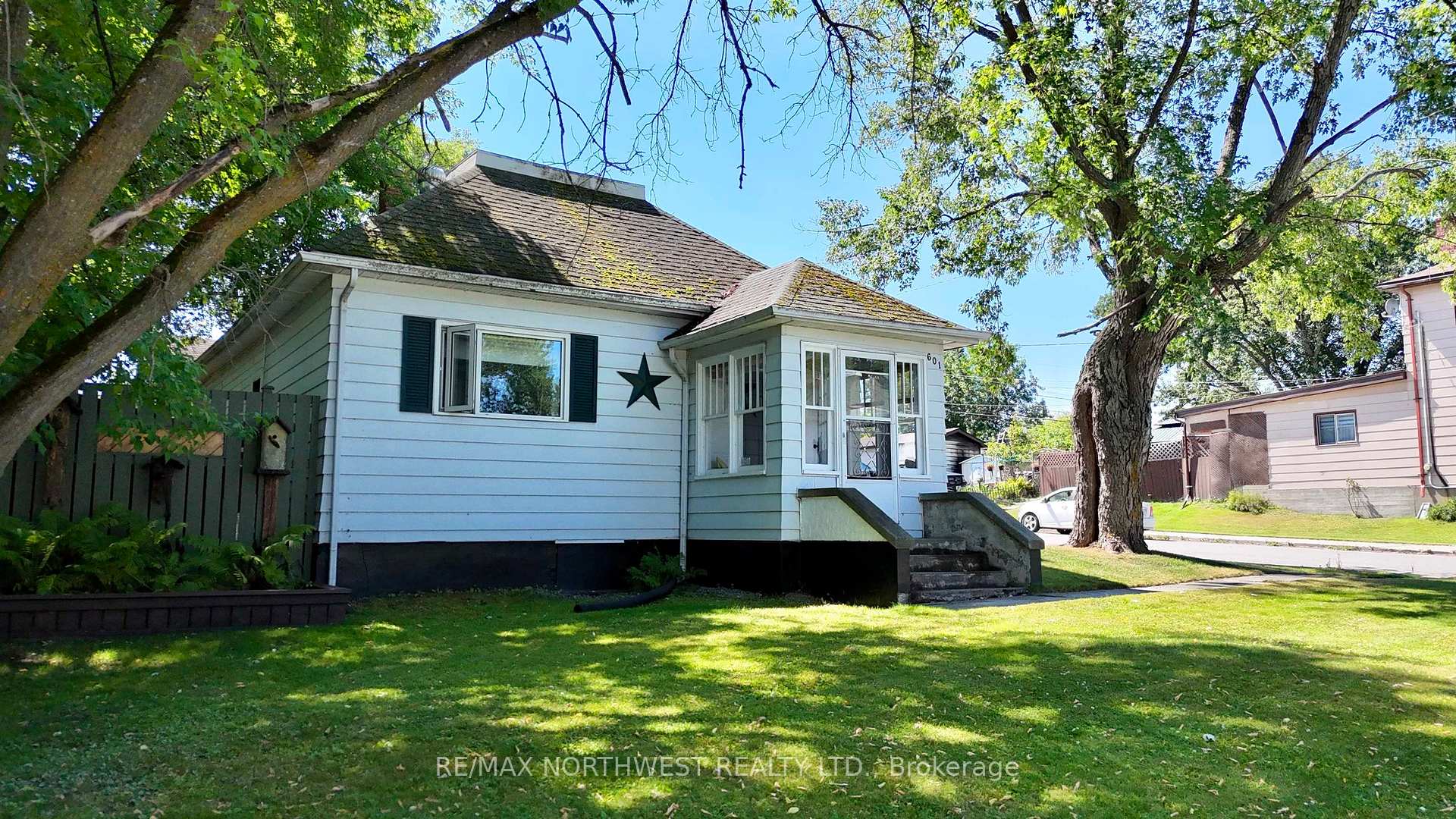 Photo 20 of 601 First Street S, Kenora, Central — HOMEH