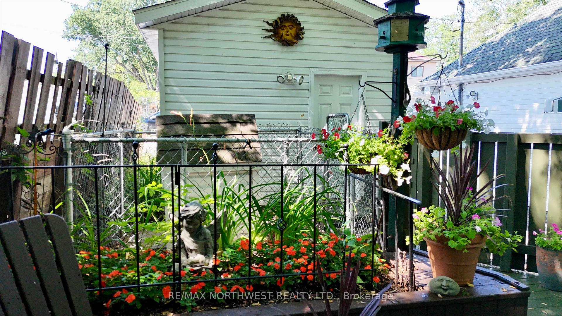 Photo 37 of 601 First Street S, Kenora, Central — HOMEH