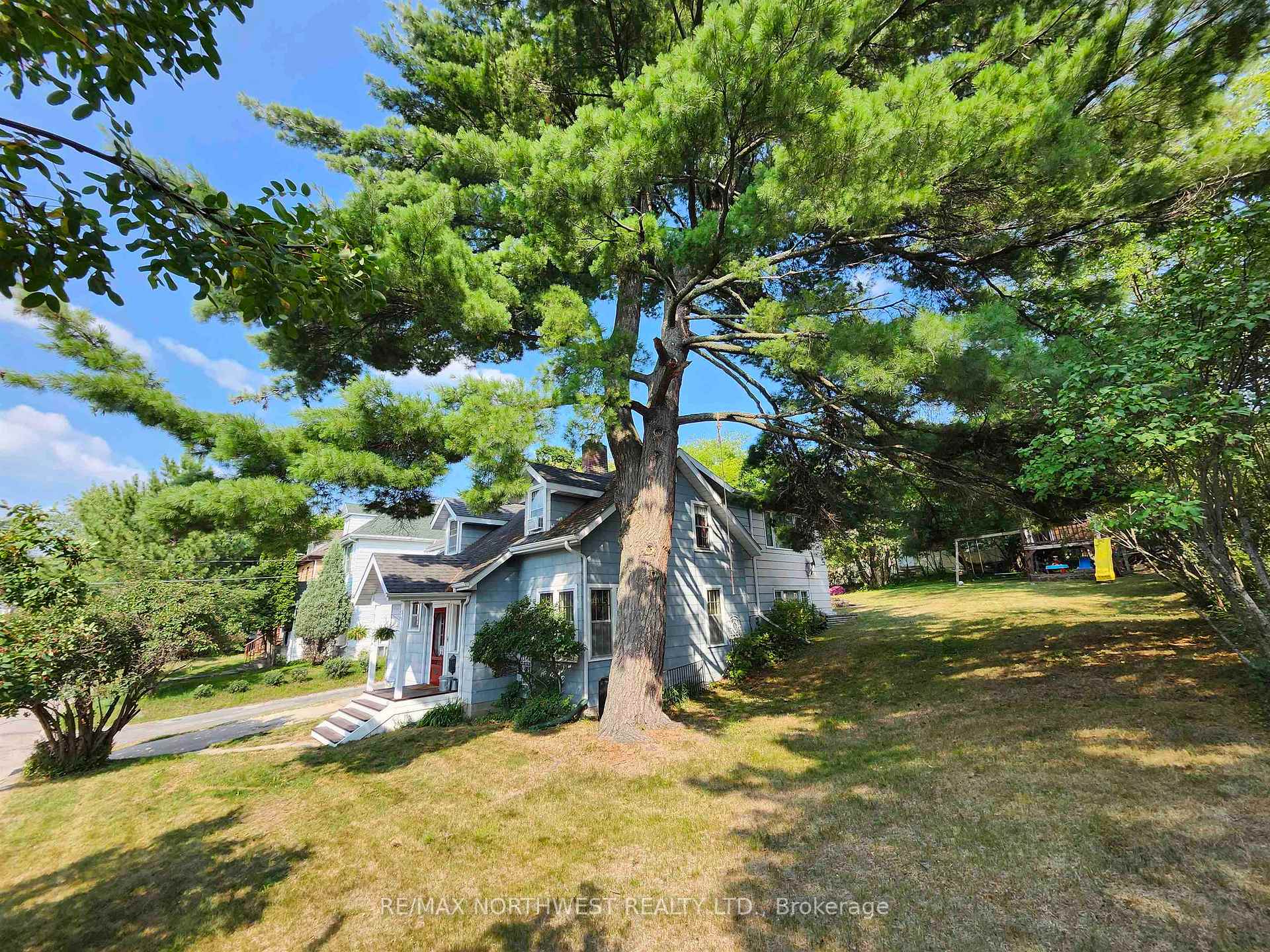 Photo 2 of 217 Main Street N, Kenora, North End — HOMEH