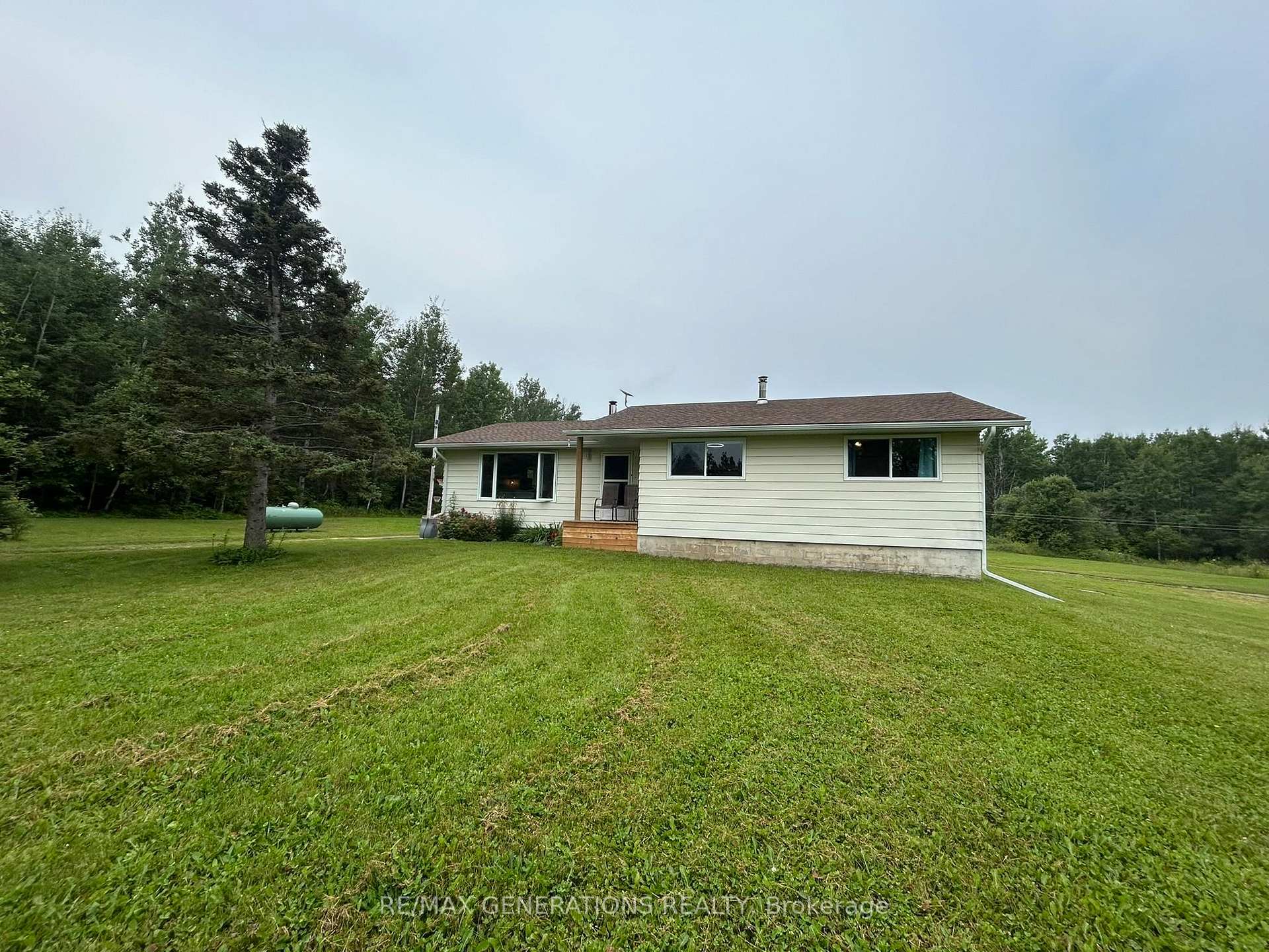 Photo 2 of 5779 Hwy 11/17, Conmee — HOMEH