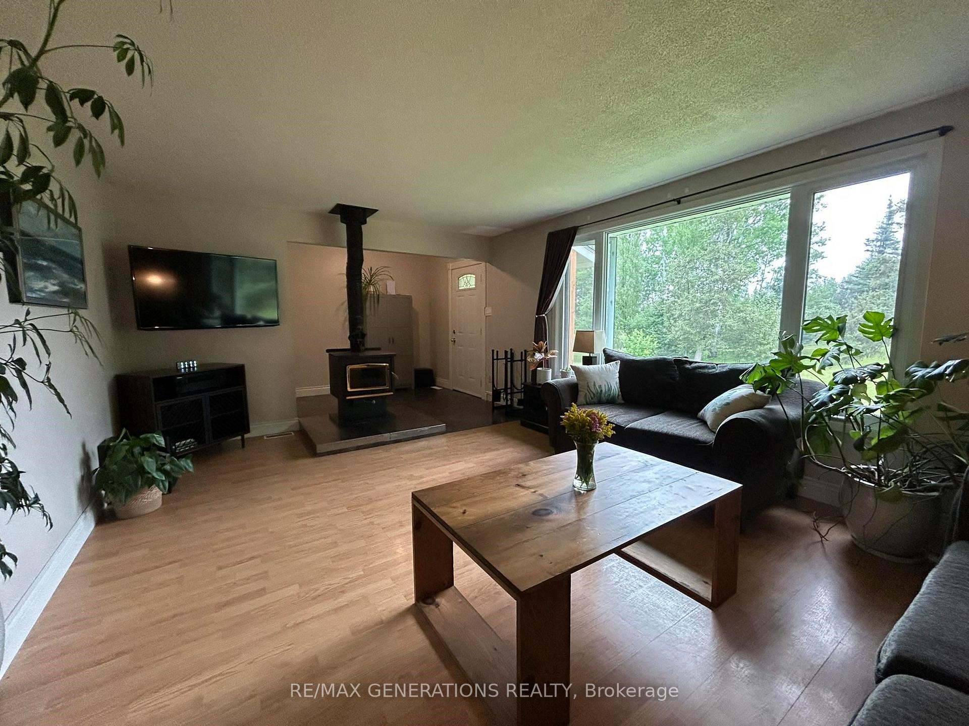 Photo 6 of 5779 Hwy 11/17, Conmee — HOMEH