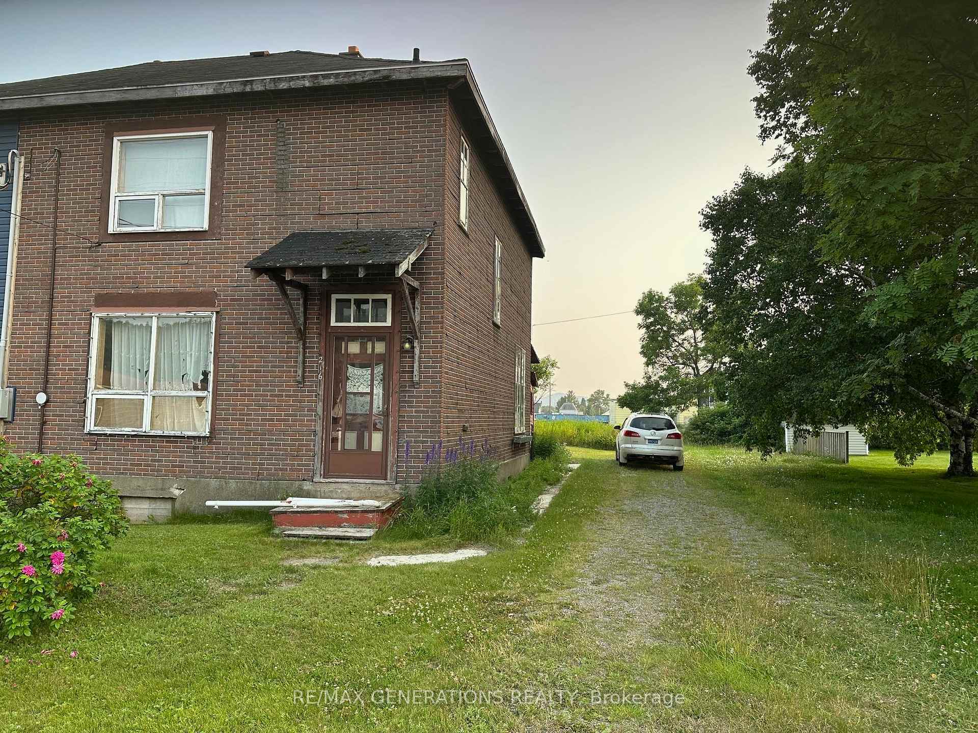 Photo 2 of 216 Manitoba Street, Schreiber — HOMEH