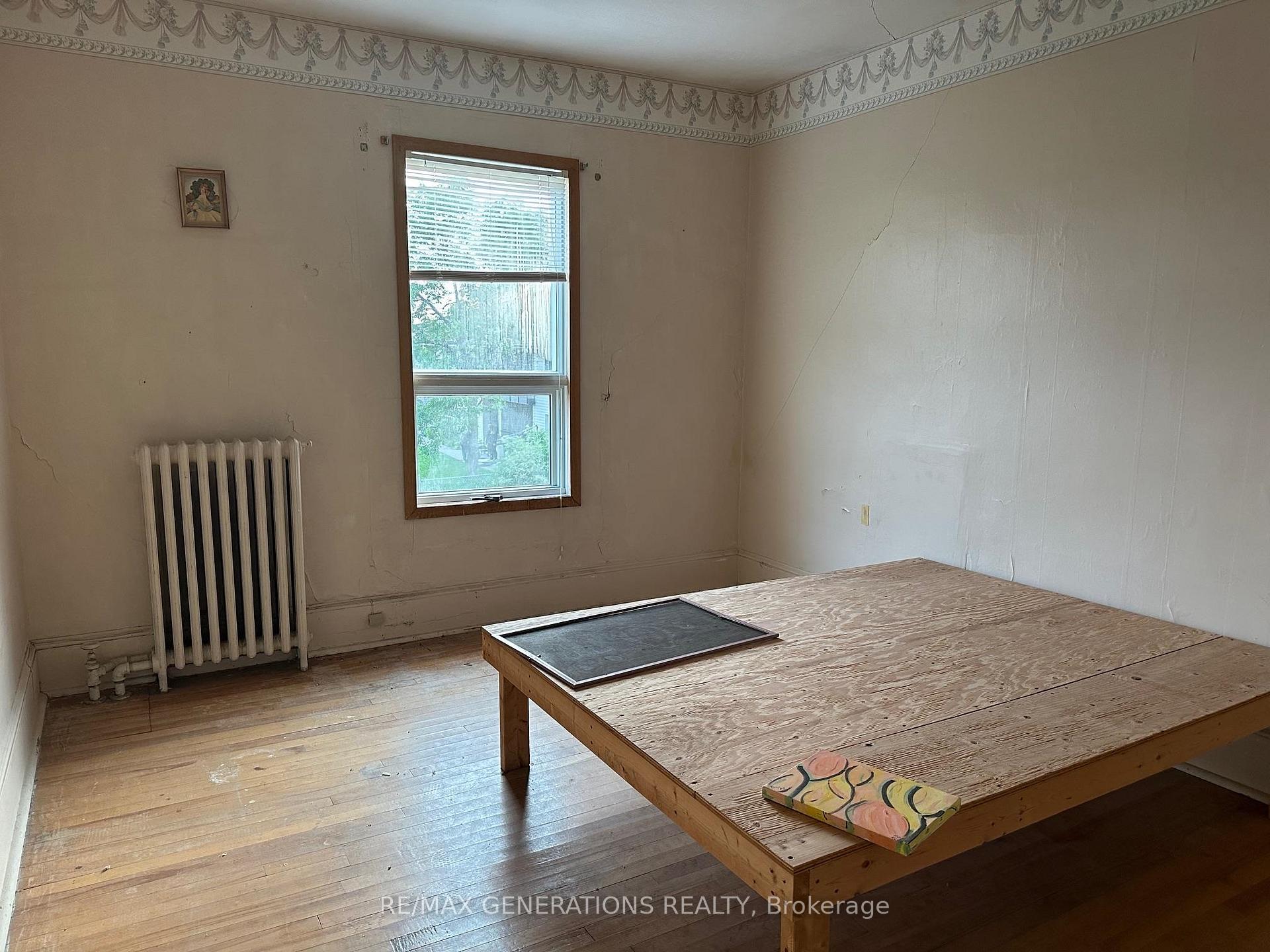 Photo 9 of 216 Manitoba Street, Schreiber — HOMEH