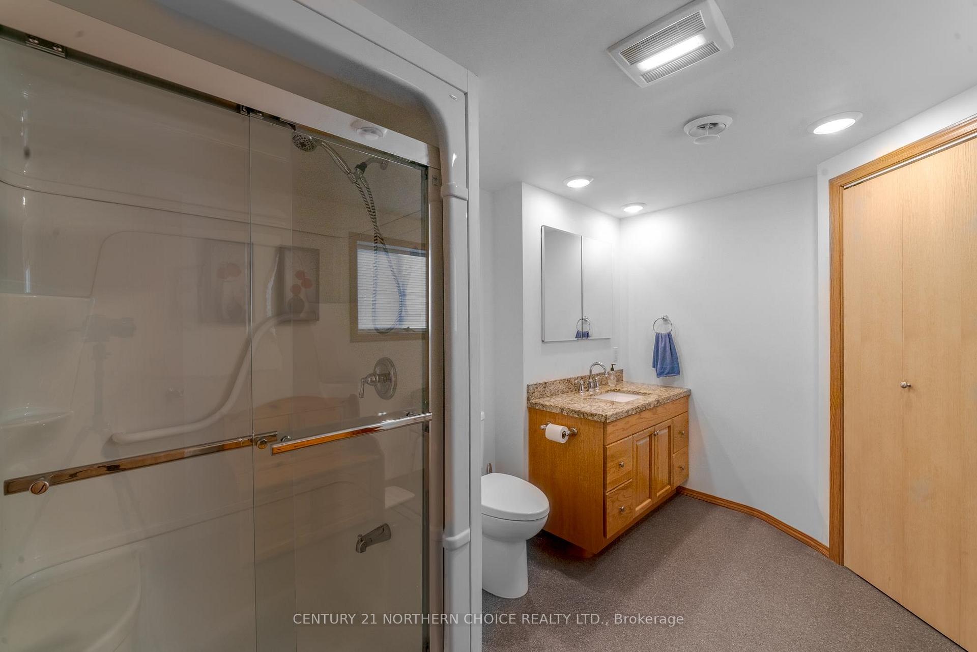 Photo 19 of 6 Sunset Place, Kenora, Evergreen — HOMEH