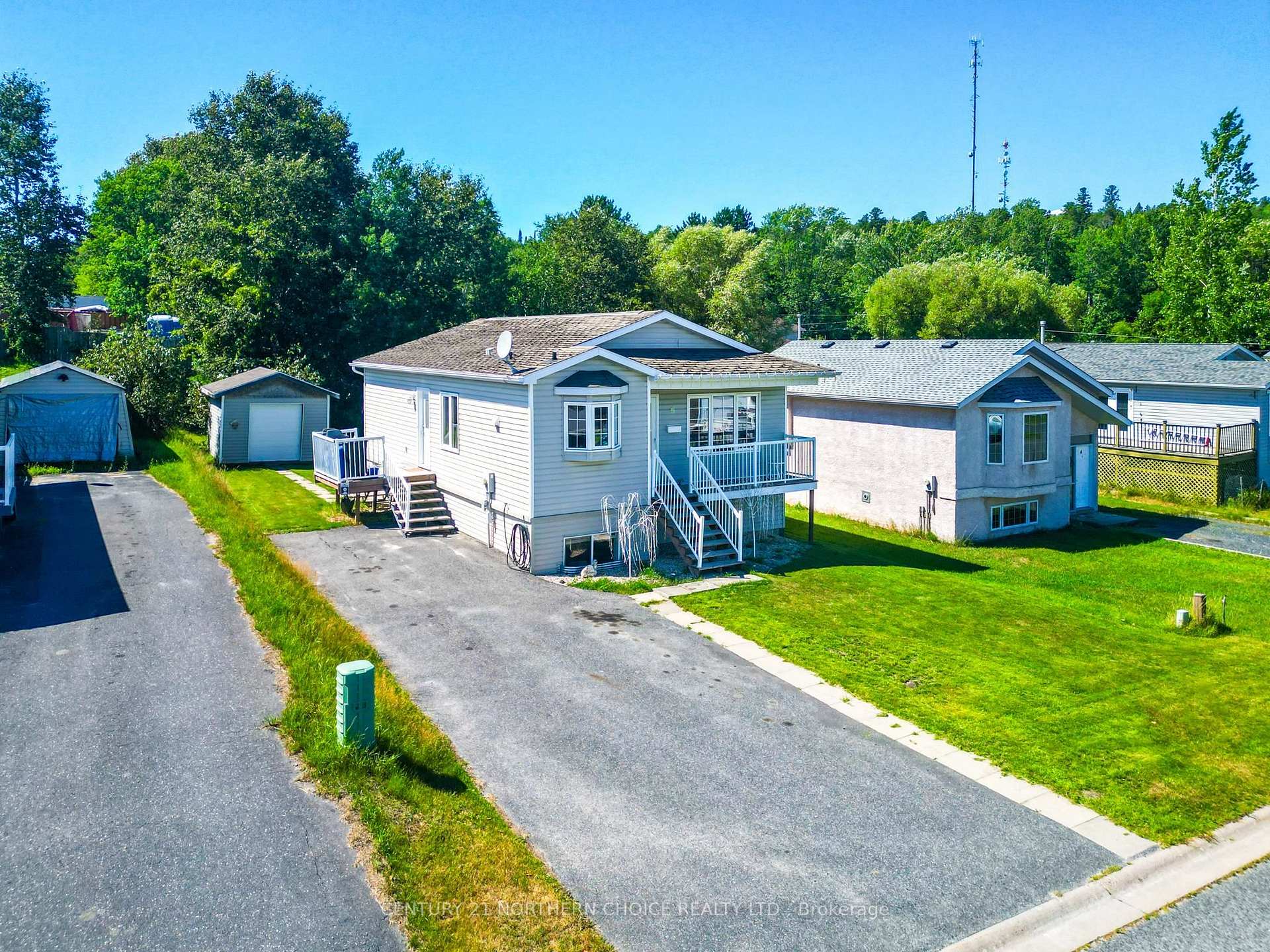 Photo 26 of 6 Sunset Place, Kenora, Evergreen — HOMEH