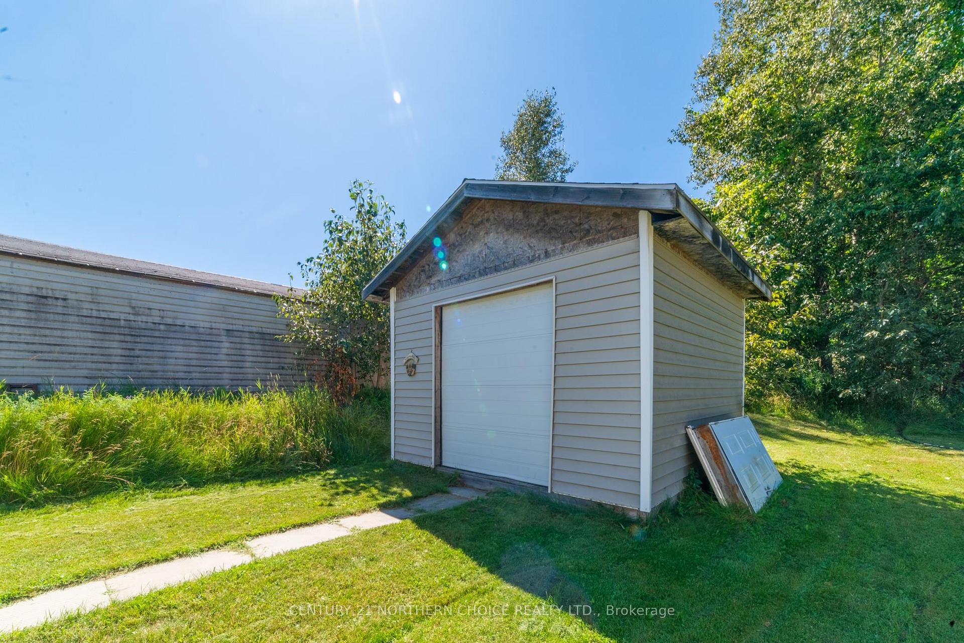 Photo 29 of 6 Sunset Place, Kenora, Evergreen — HOMEH