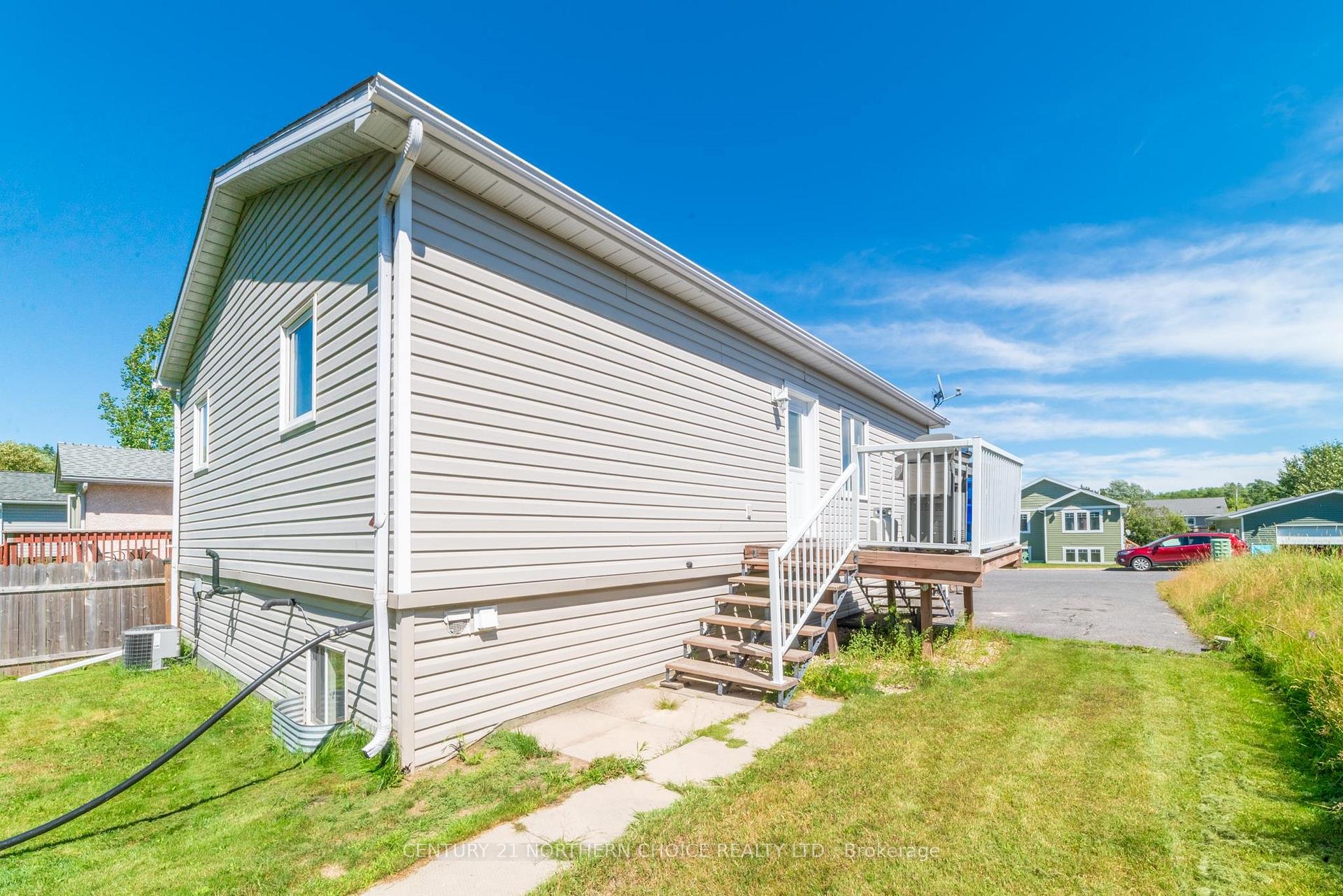 Photo 33 of 6 Sunset Place, Kenora, Evergreen — HOMEH
