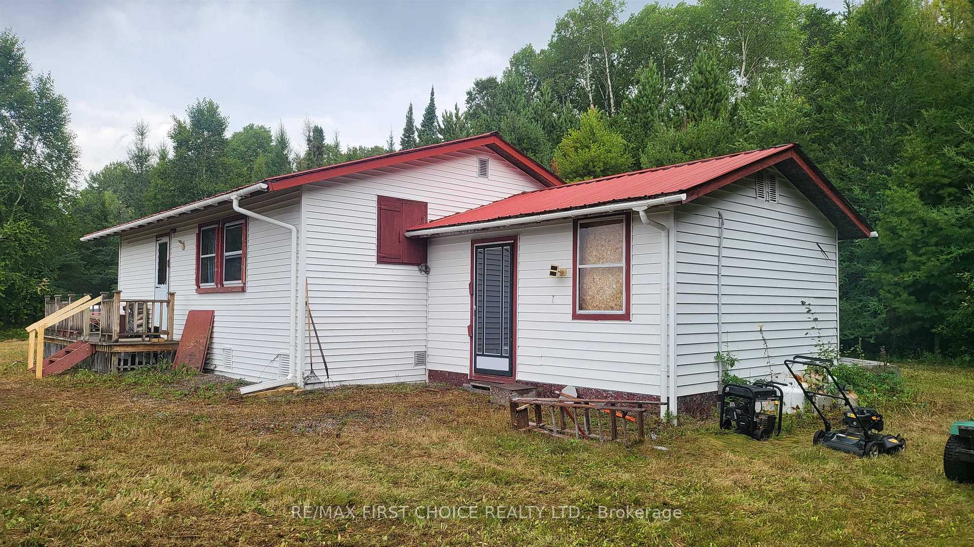 Photo 3 of 450 Lupasko Road, Thunder Bay Remote Area — HOMEH
