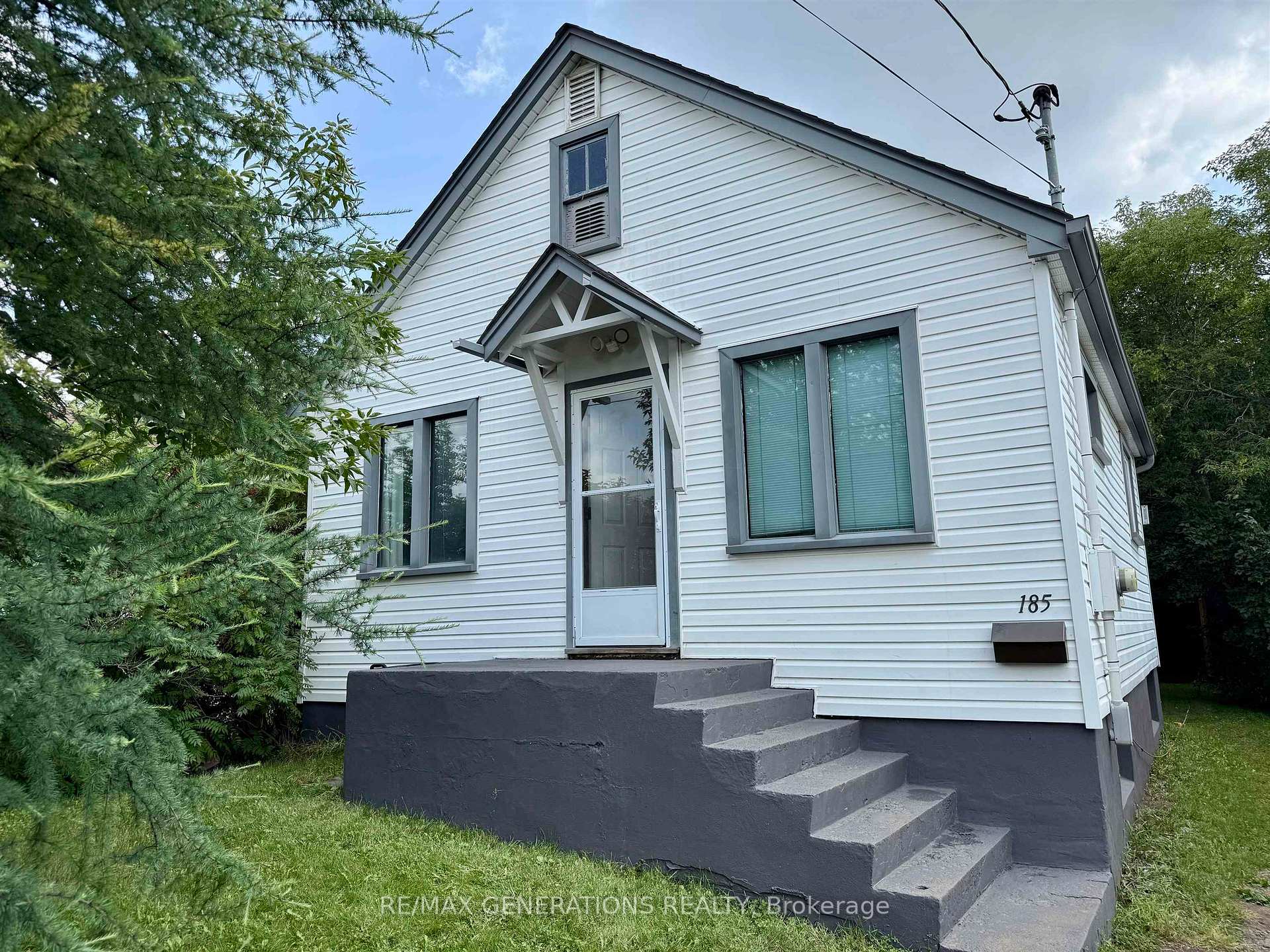 Front of 185 Empress Avenue