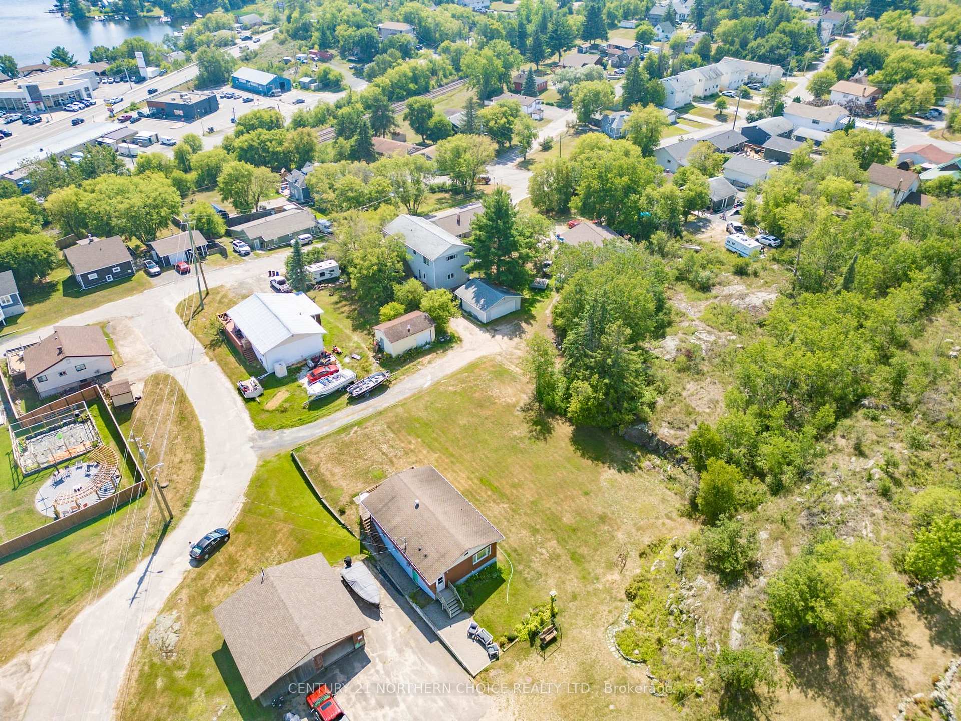 Photo 4 of 65 First Ave West, Kenora, Norman — HOMEH
