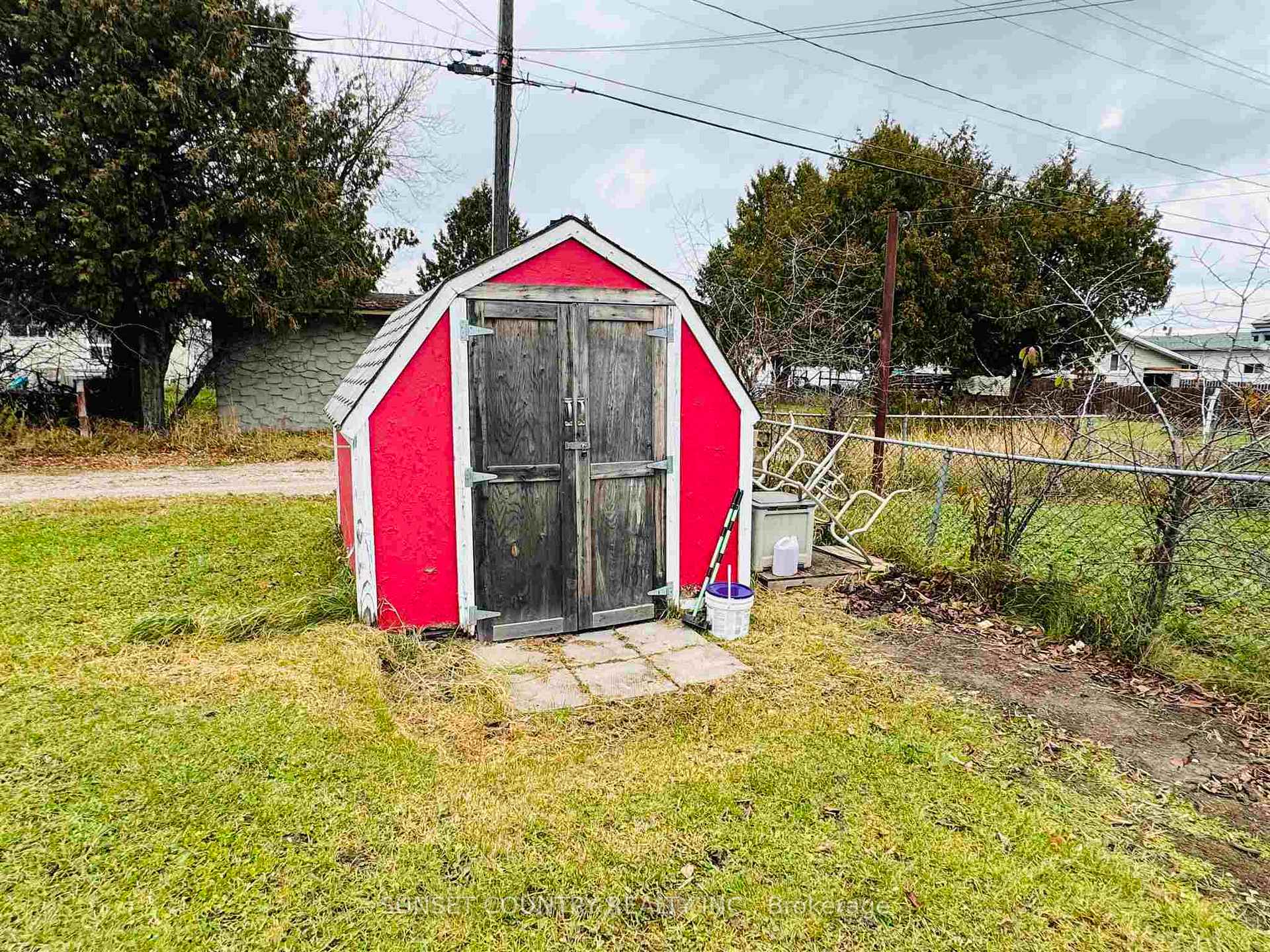 Photo 4 of 259 First Street, Dryden, Hillcrest — HOMEH