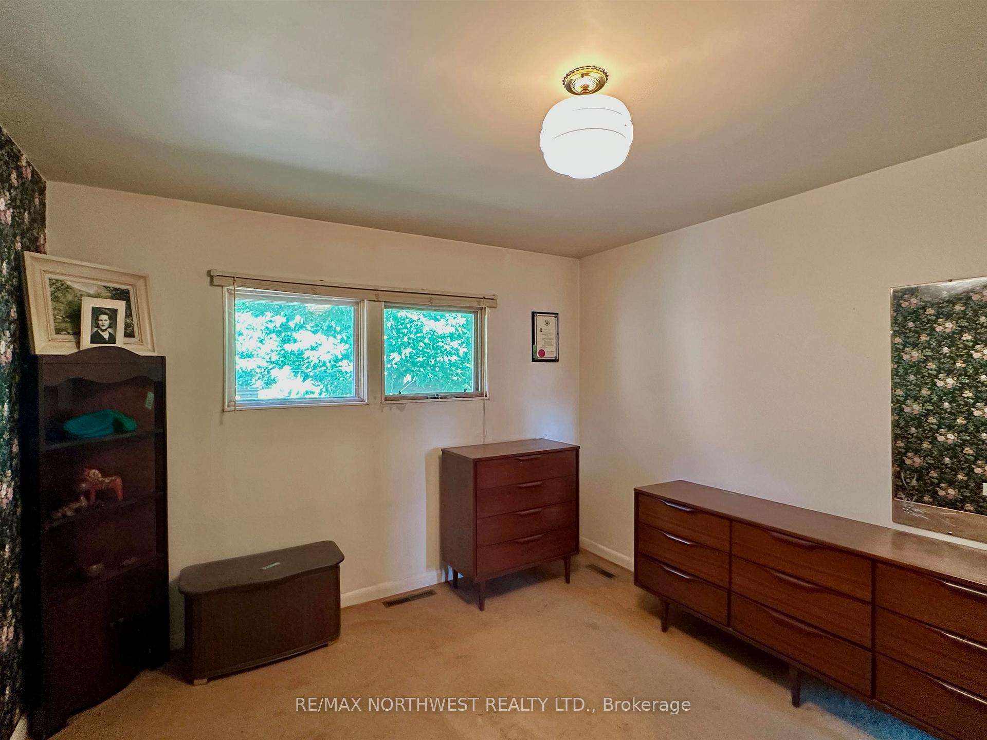 Photo 15 of 1292 Valley Drive, Kenora, Pinecrest — HOMEH