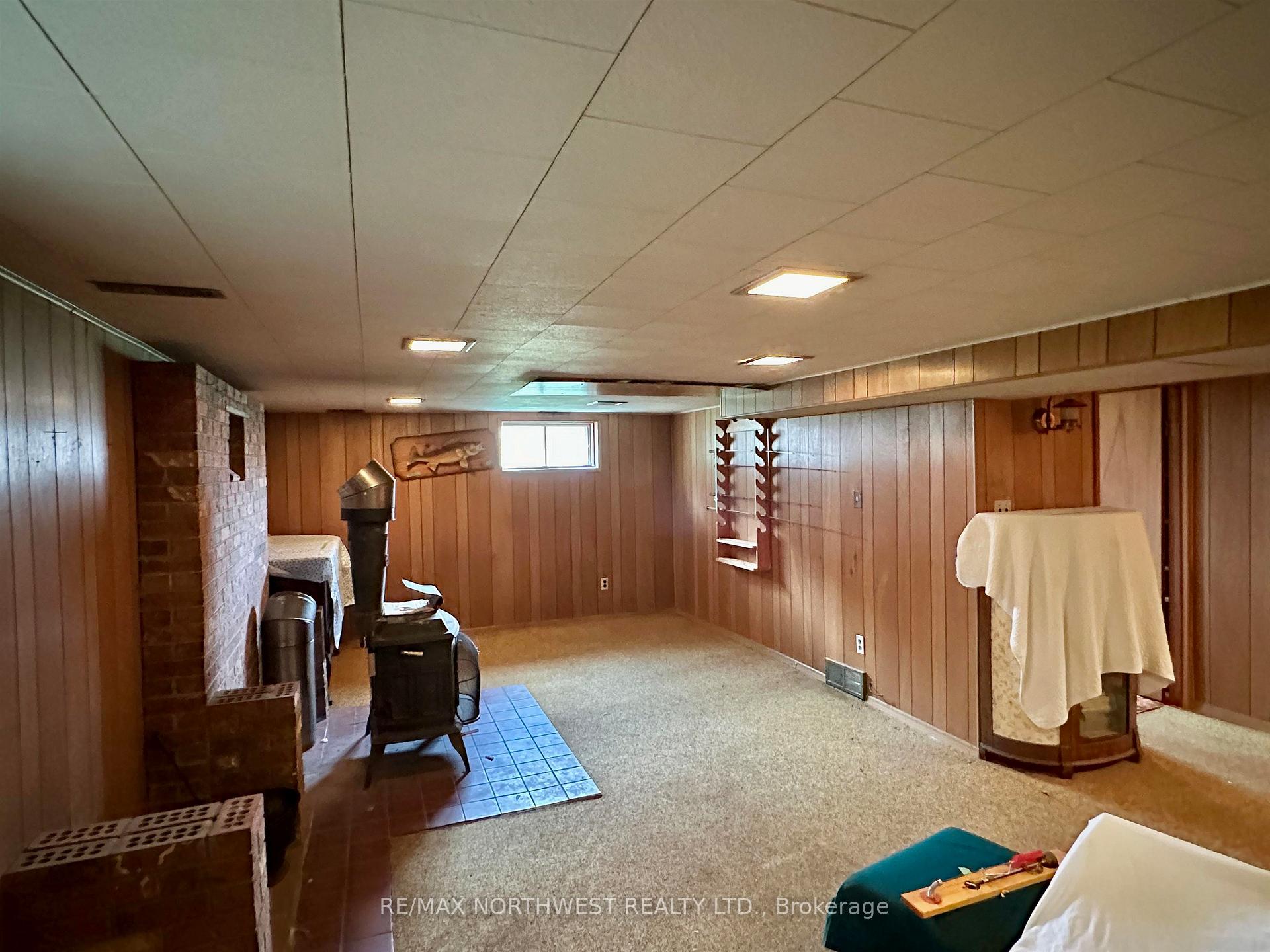 Photo 25 of 1292 Valley Drive, Kenora, Pinecrest — HOMEH
