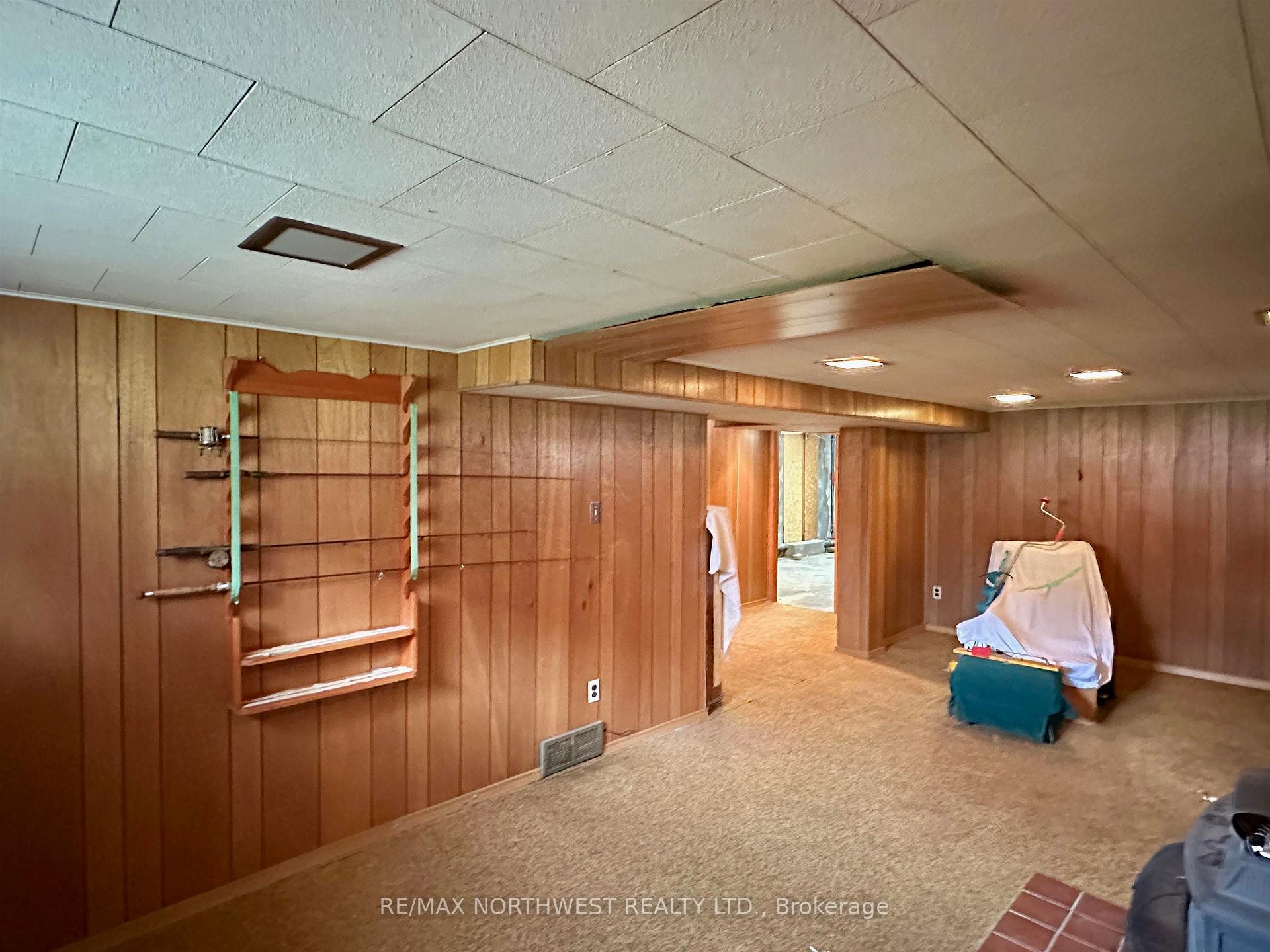 Photo 26 of 1292 Valley Drive, Kenora, Pinecrest — HOMEH