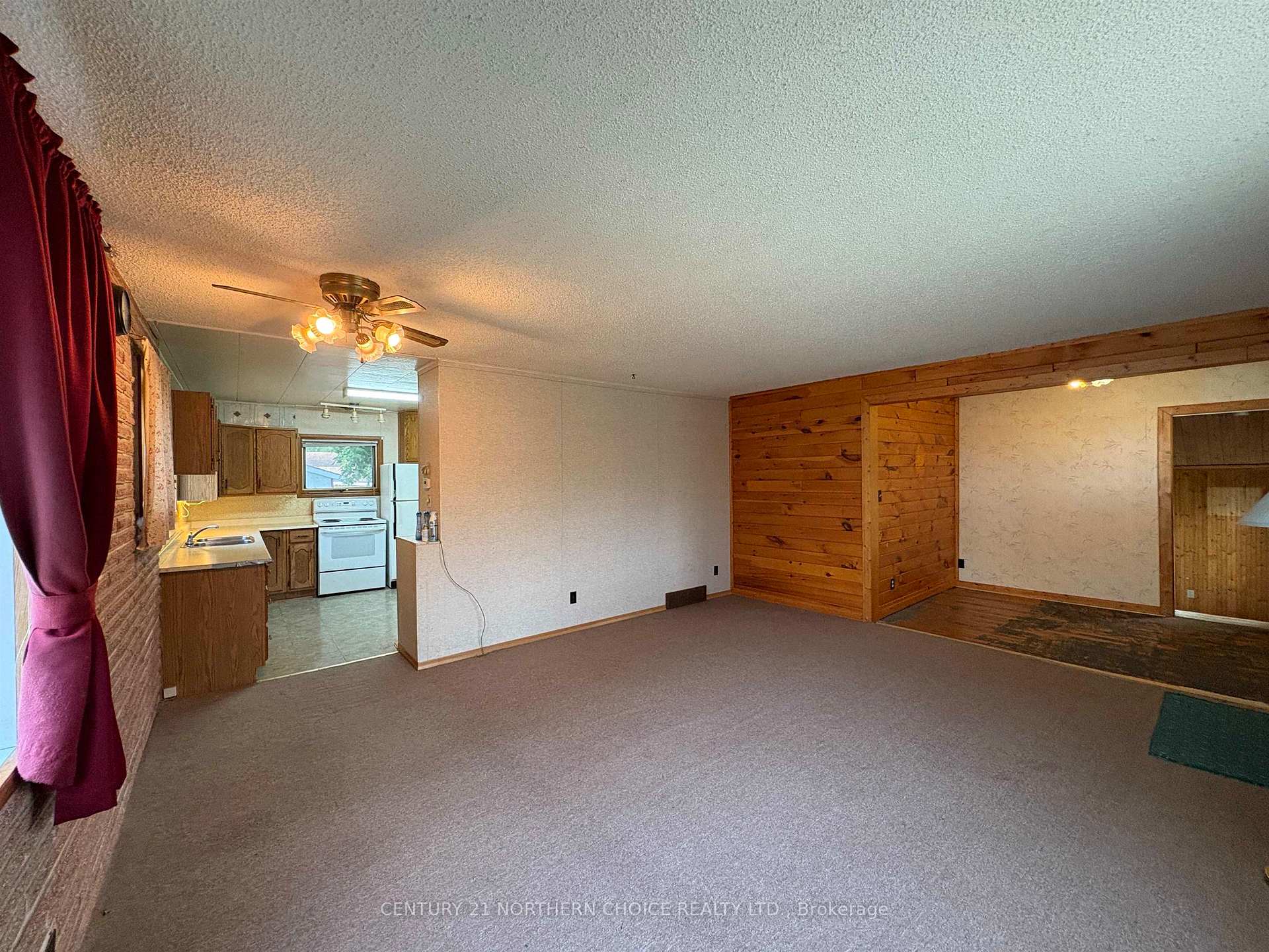 Photo 5 of 431 Fourth Street W, Fort Frances — HOMEH