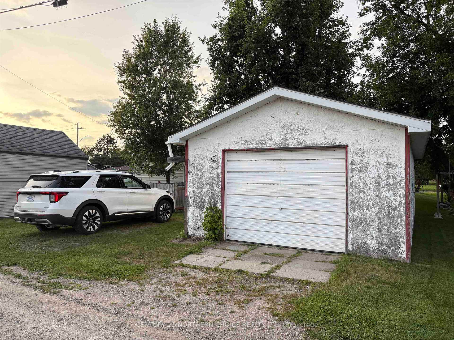 Photo 39 of 431 Fourth Street W, Fort Frances — HOMEH