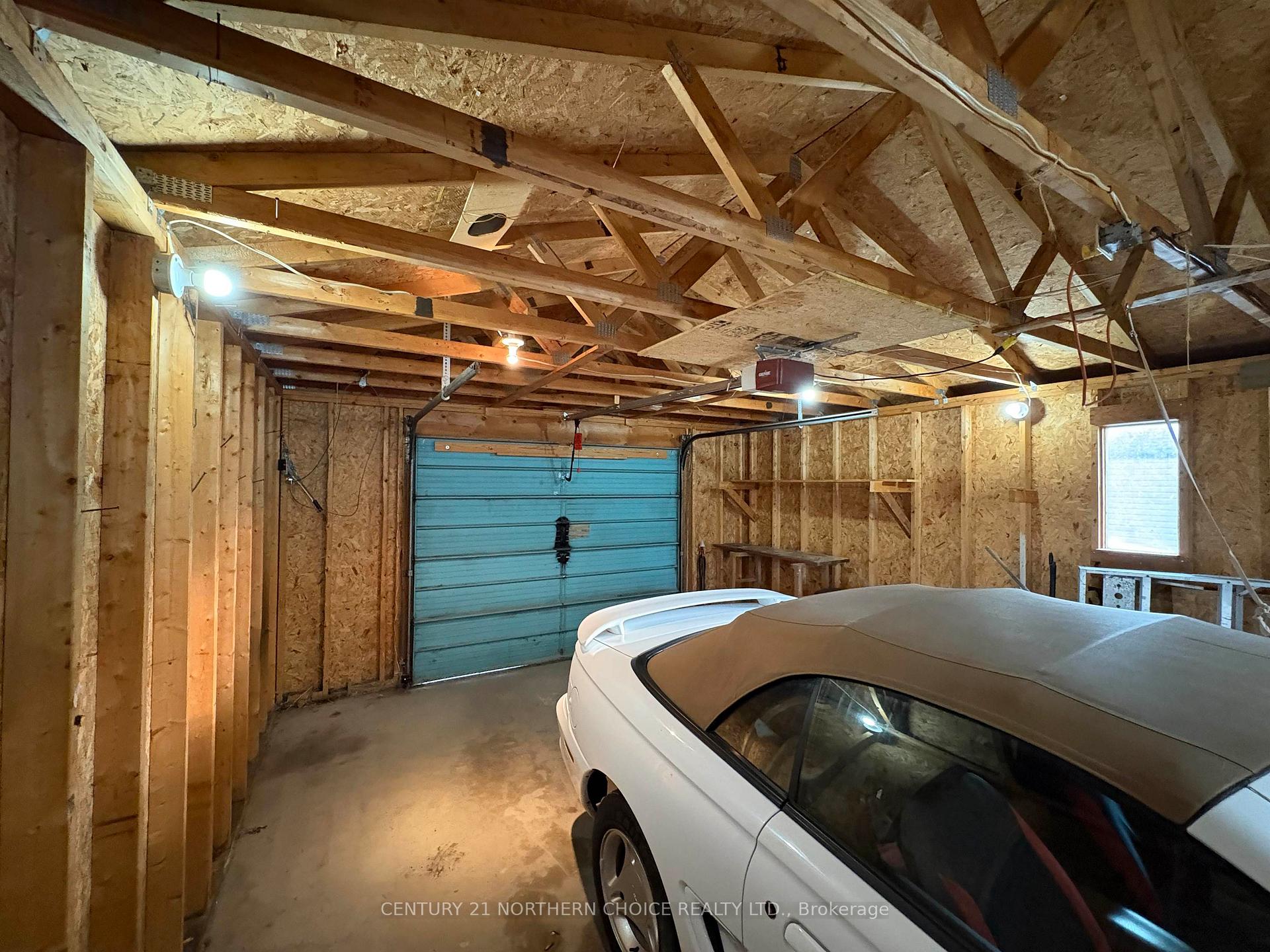 Photo 40 of 431 Fourth Street W, Fort Frances — HOMEH
