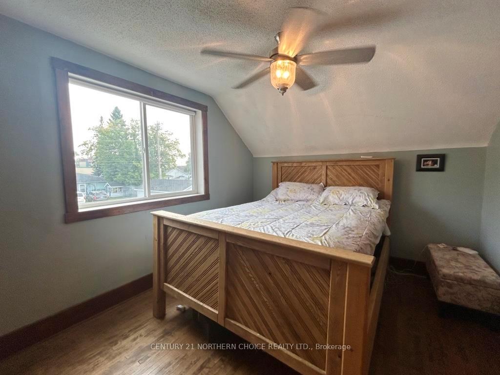 Photo 14 of 235 Third Street East, Fort Frances — HOMEH