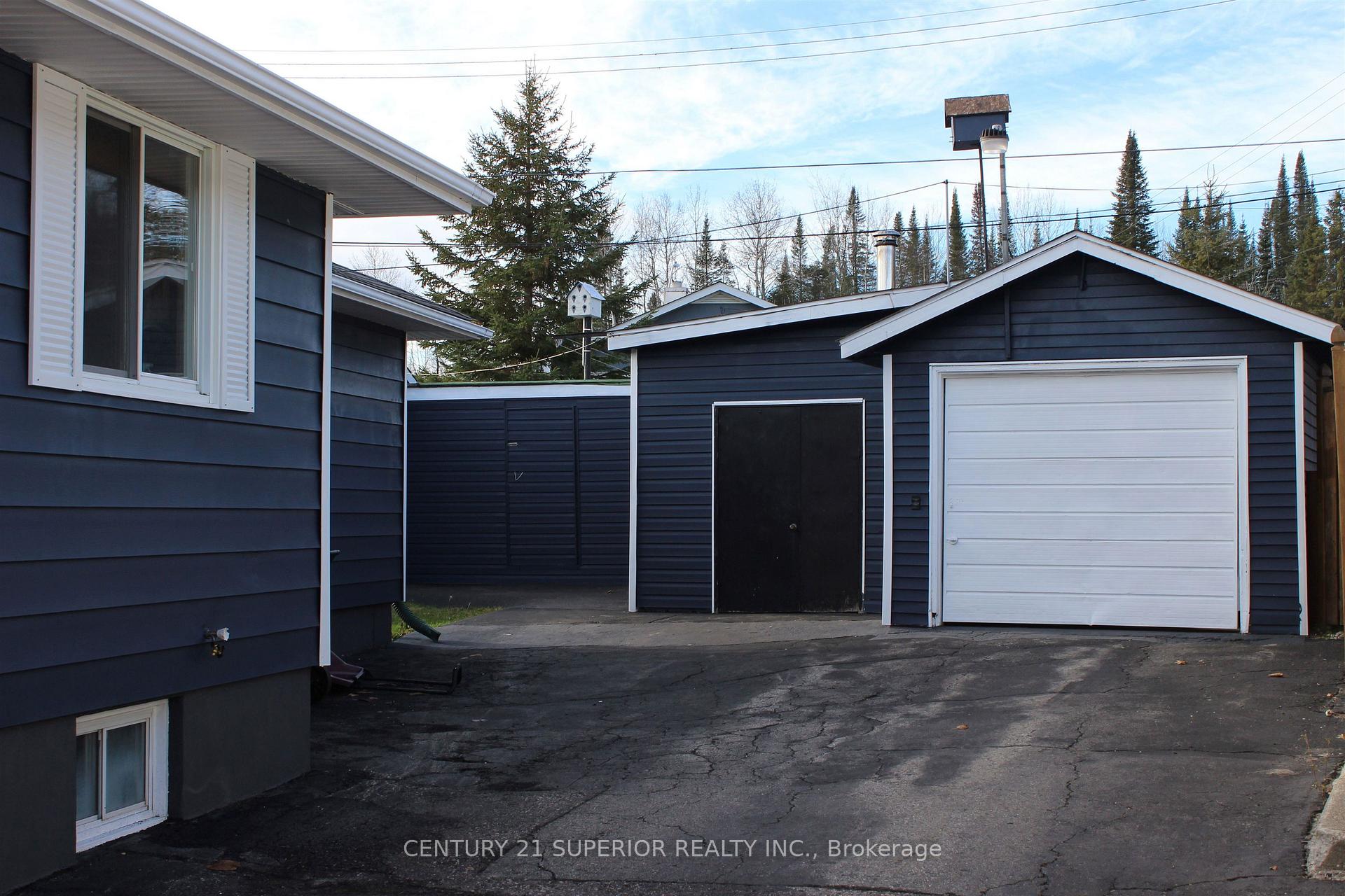 Photo 32 of 8 Mona Drive, Manitouwadge — HOMEH
