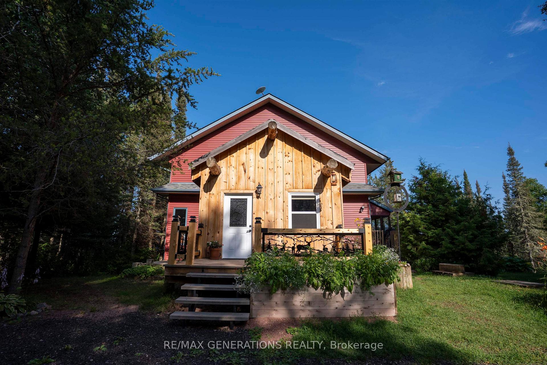 Photo 4 of 899 Grann Drive, Shuniah — HOMEH