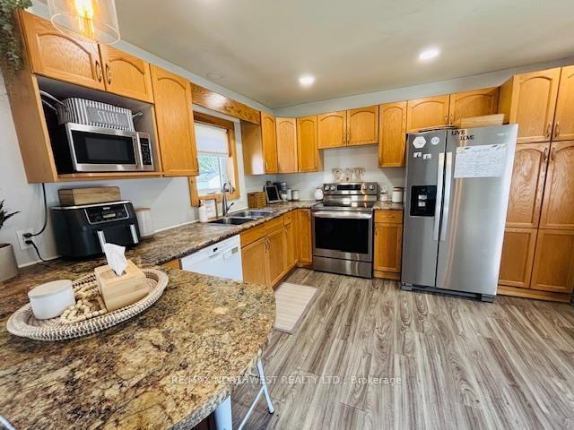 Photo 13 of 411 Ottawa St, Kenora, Keewatin — HOMEH