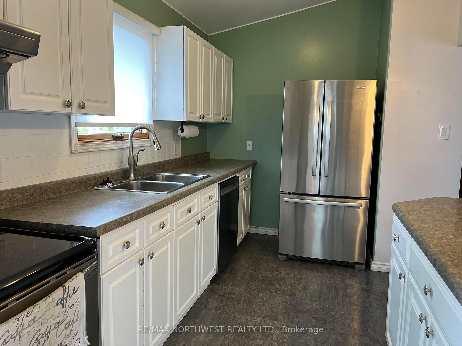 Photo 4 of 404 O'Brien Street, Atikokan — HOMEH