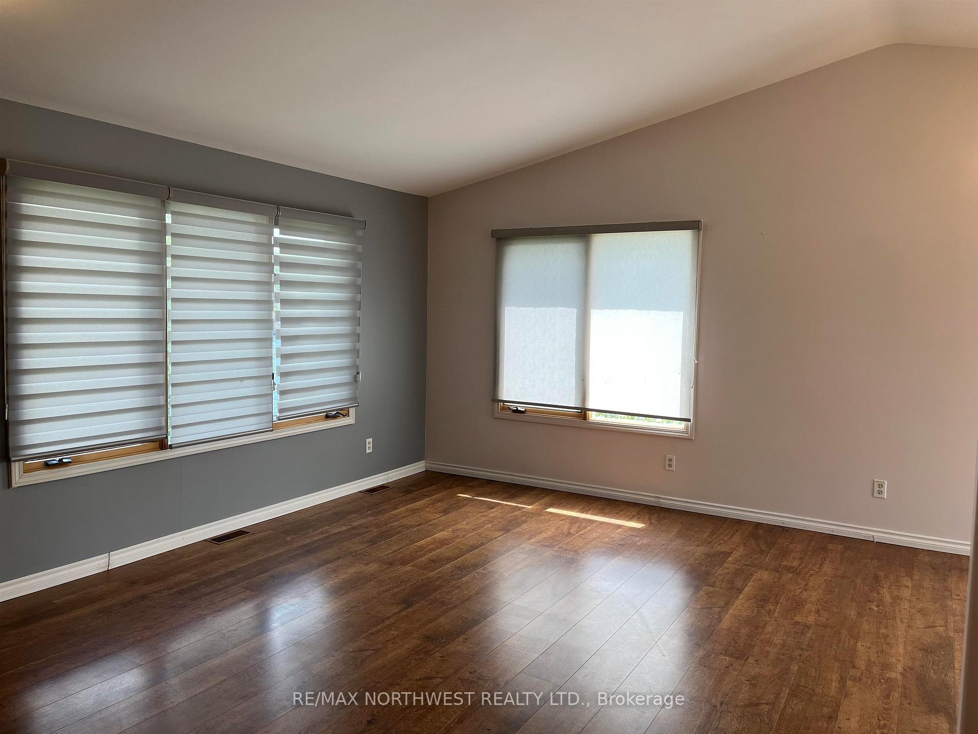 Photo 6 of 404 O'Brien Street, Atikokan — HOMEH