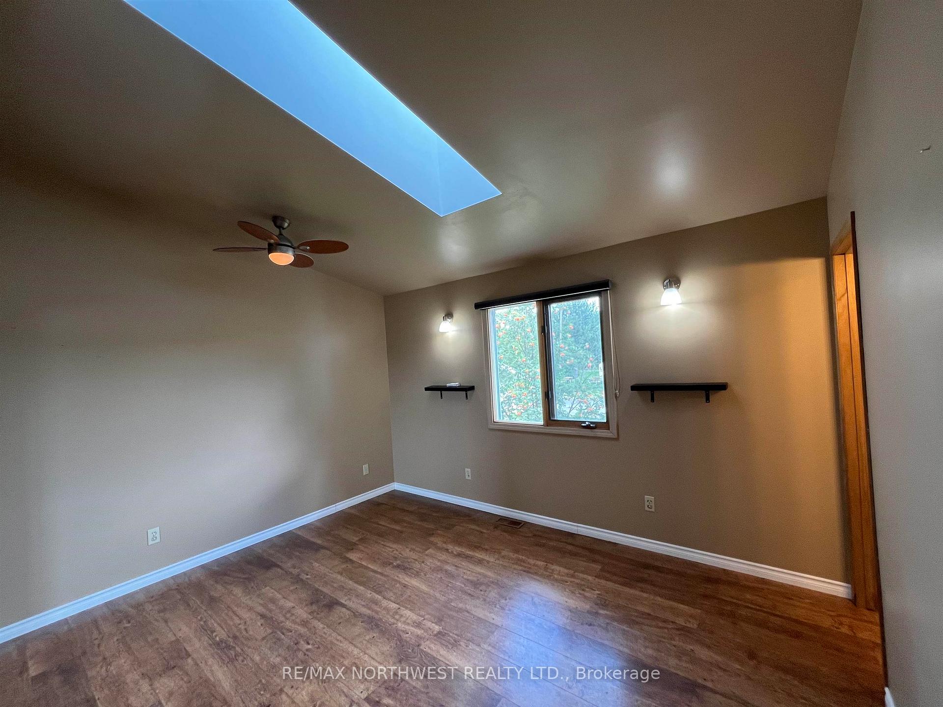 Photo 8 of 404 O'Brien Street, Atikokan — HOMEH