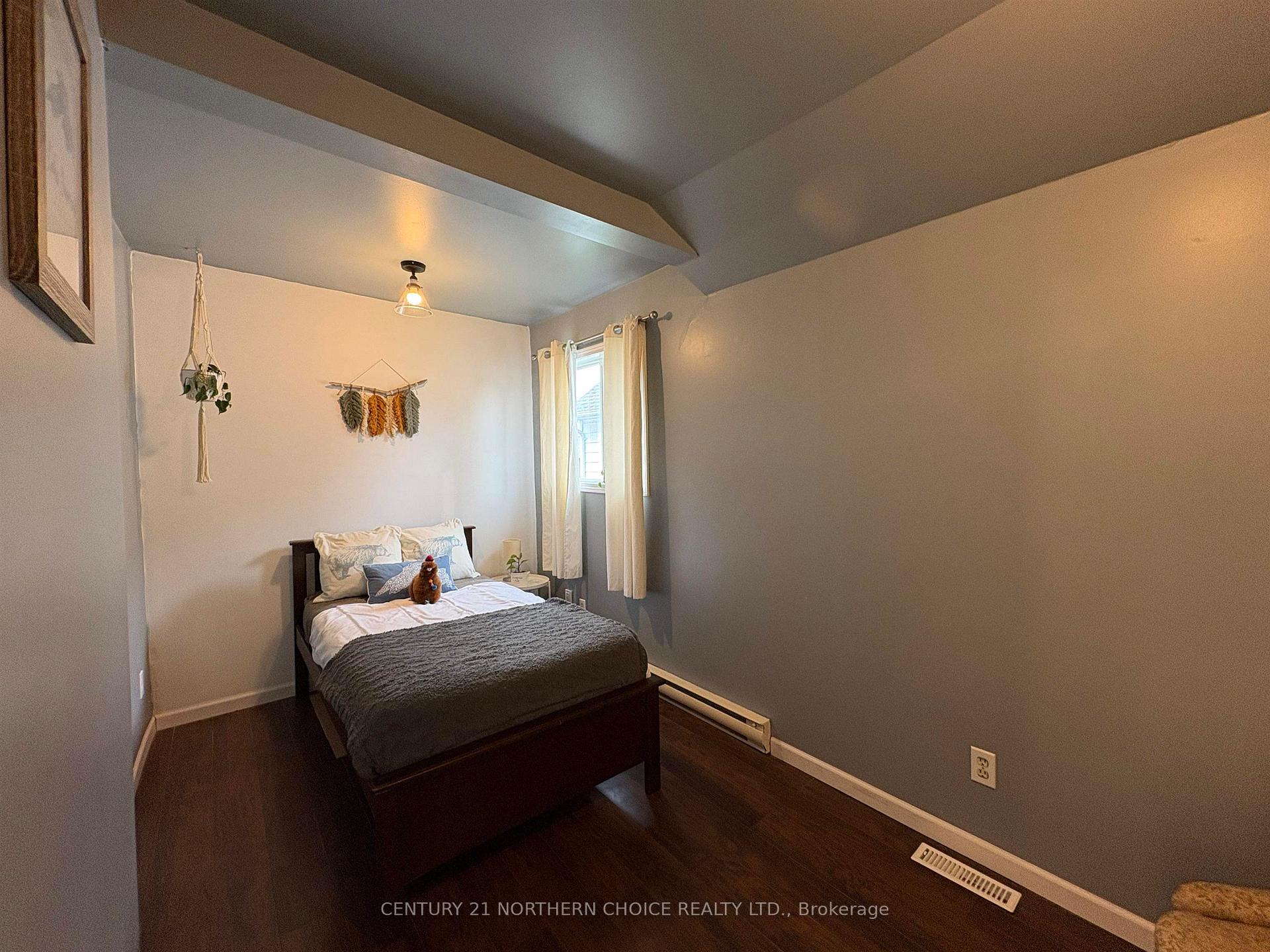 Photo 12 of 627 Second Street E, Fort Frances — HOMEH