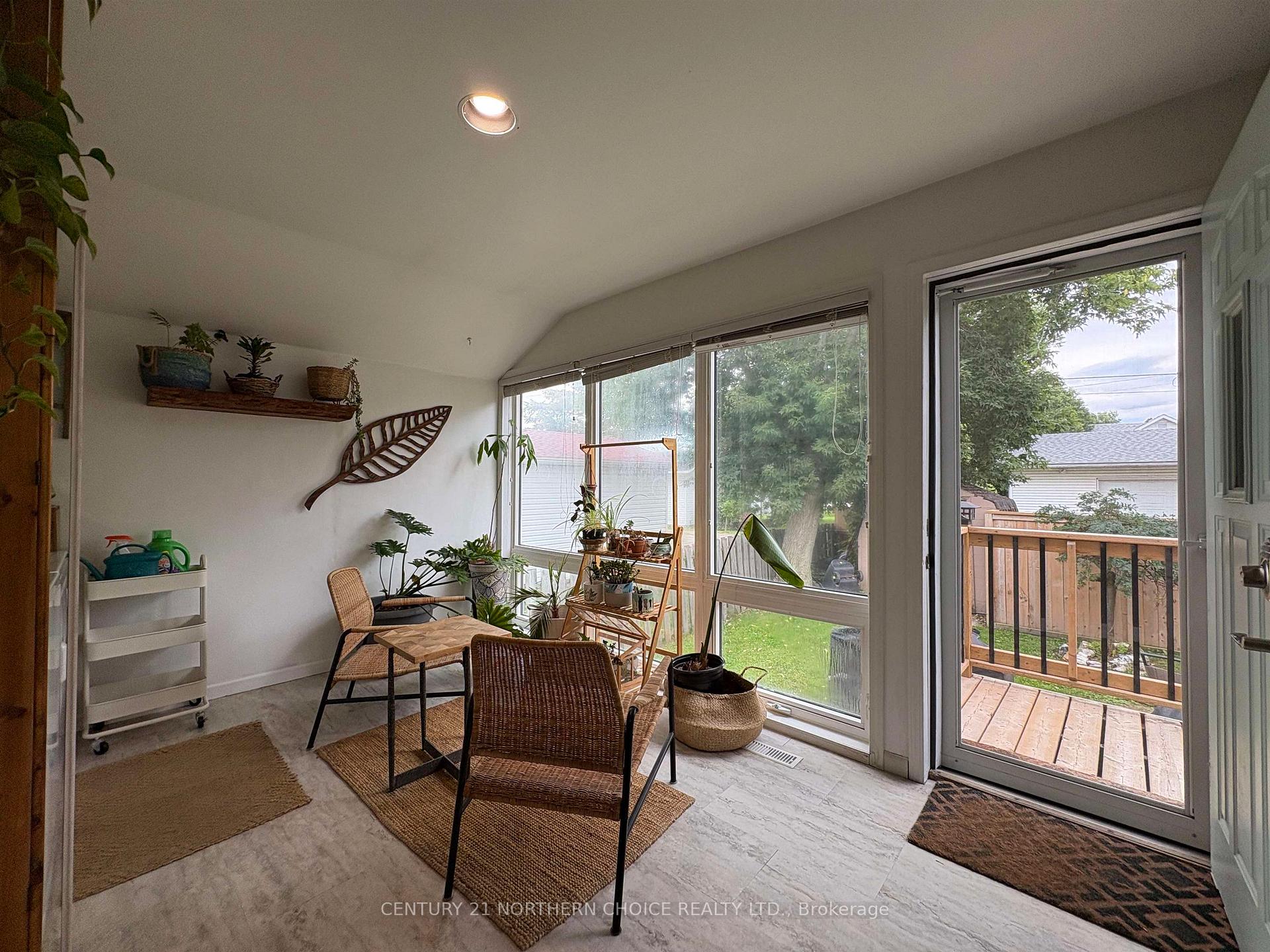 Photo 20 of 627 Second Street E, Fort Frances — HOMEH